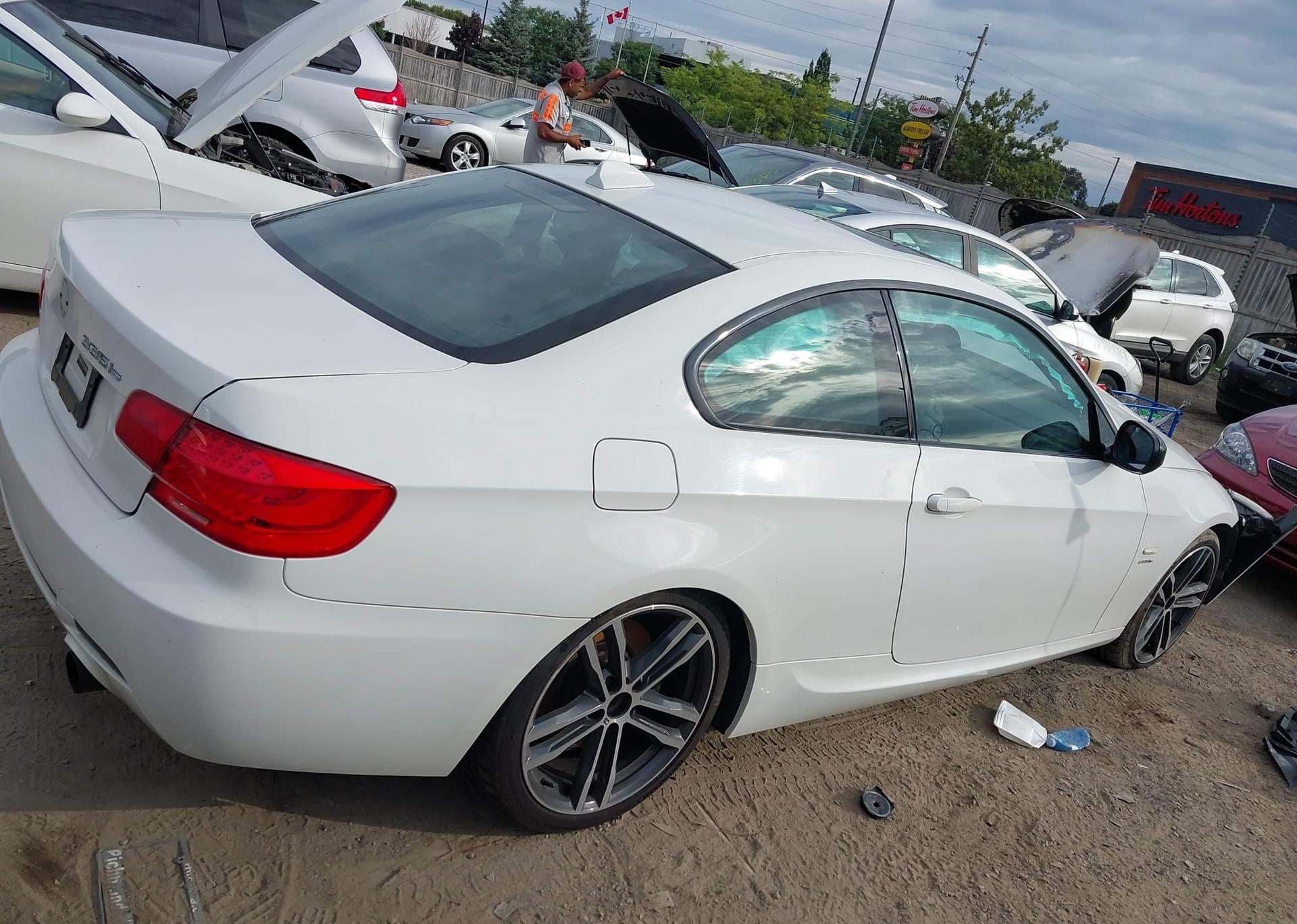 2011 BMW 335 IS
