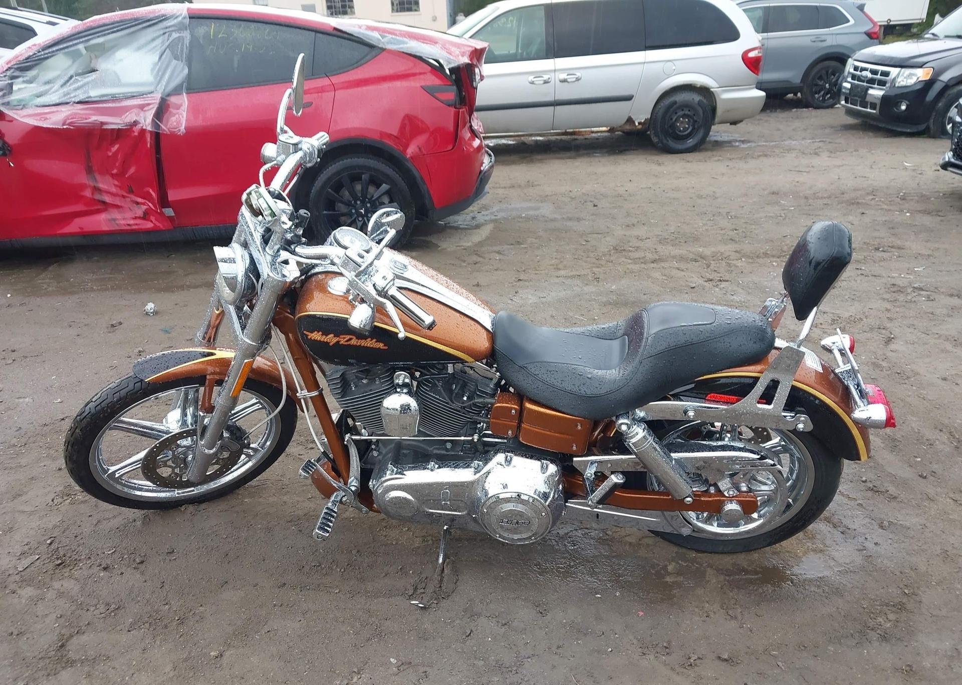 2008 HARLEY-DAVIDSON FXDSE2 105TH ANNIVERSARY EDITION