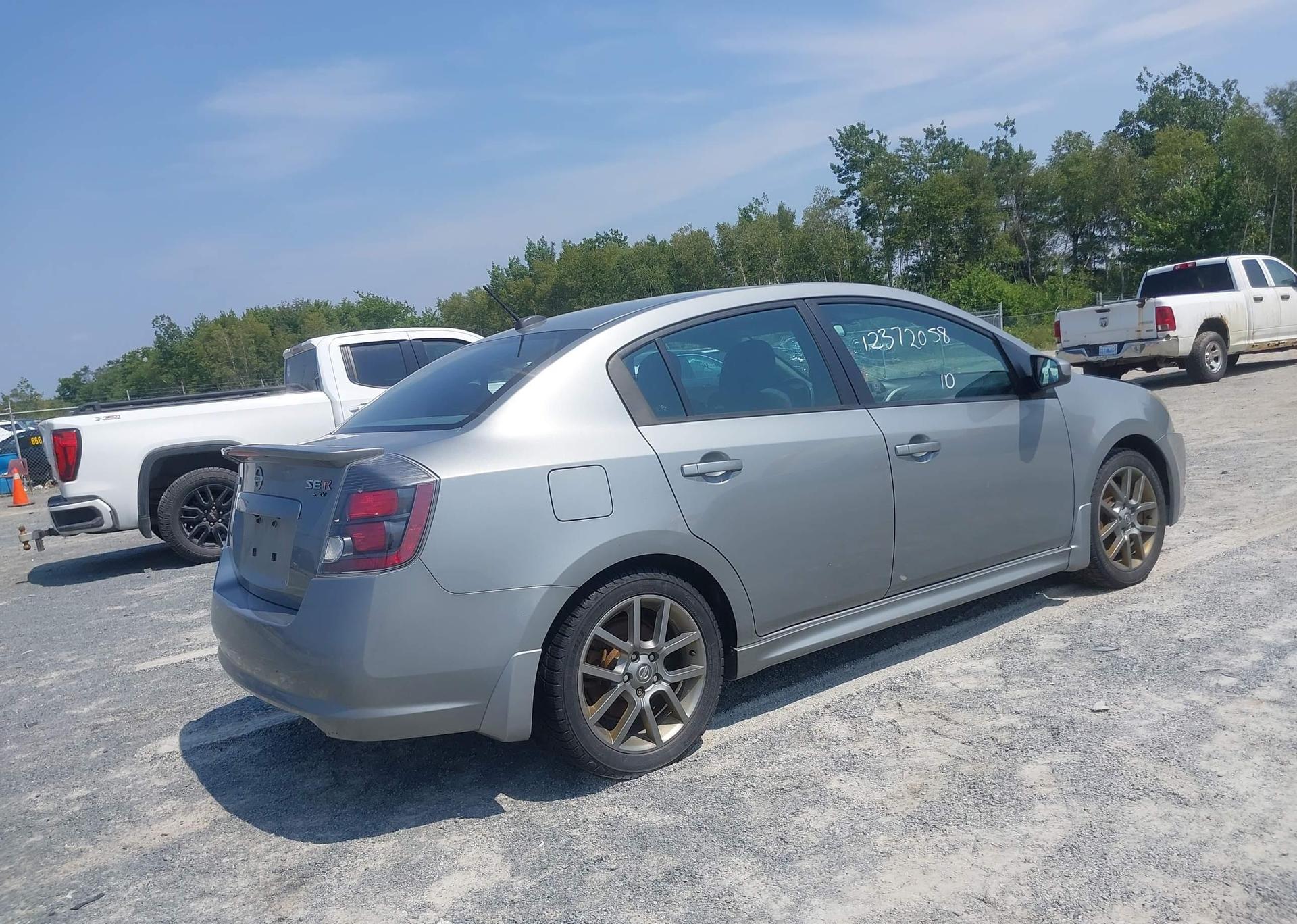 2010 NISSAN SENTRA SE-R SPEC V