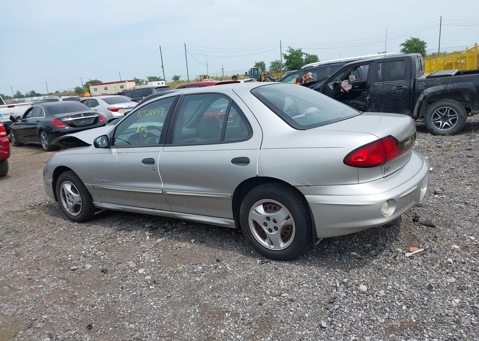 2005 PONTIAC SUNFIRE