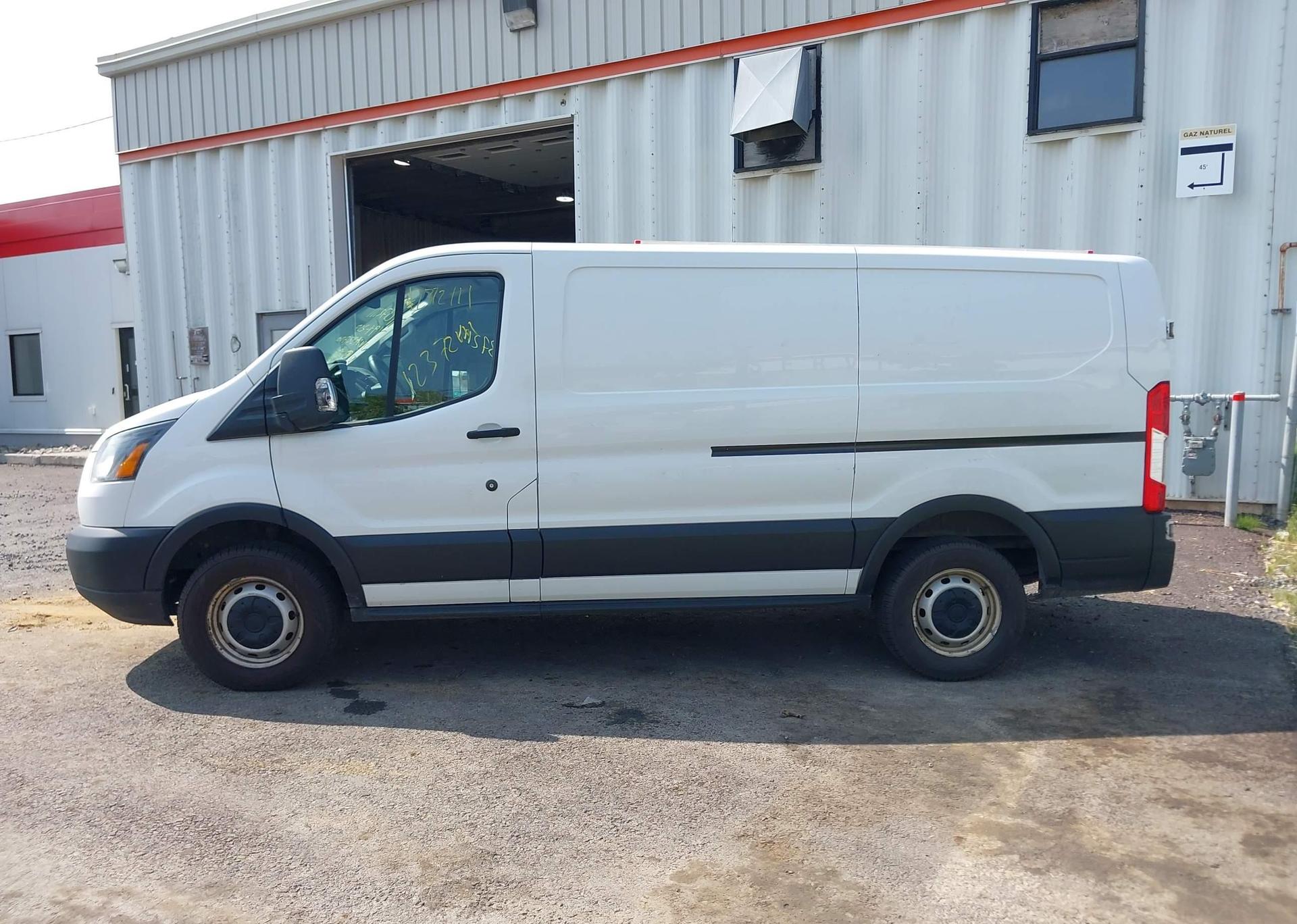 2019 FORD transit t-250