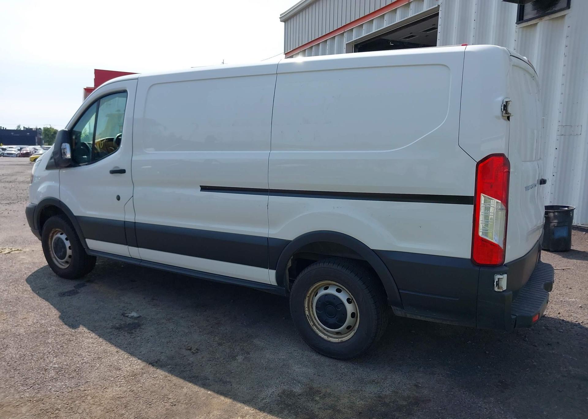 2019 FORD transit t-250