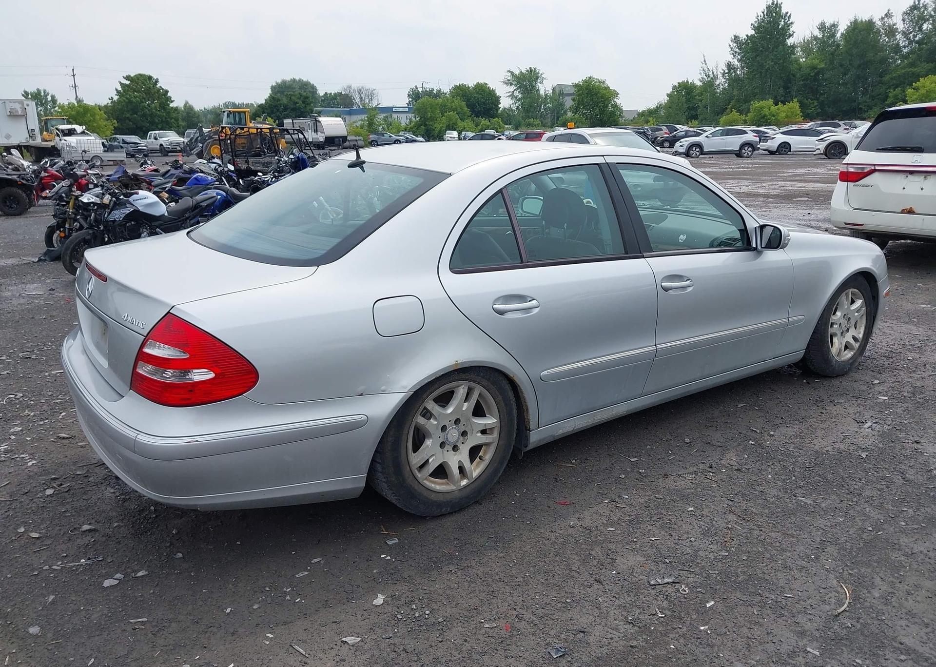 2005 MERCEDES-BENZ E 320 4MATIC