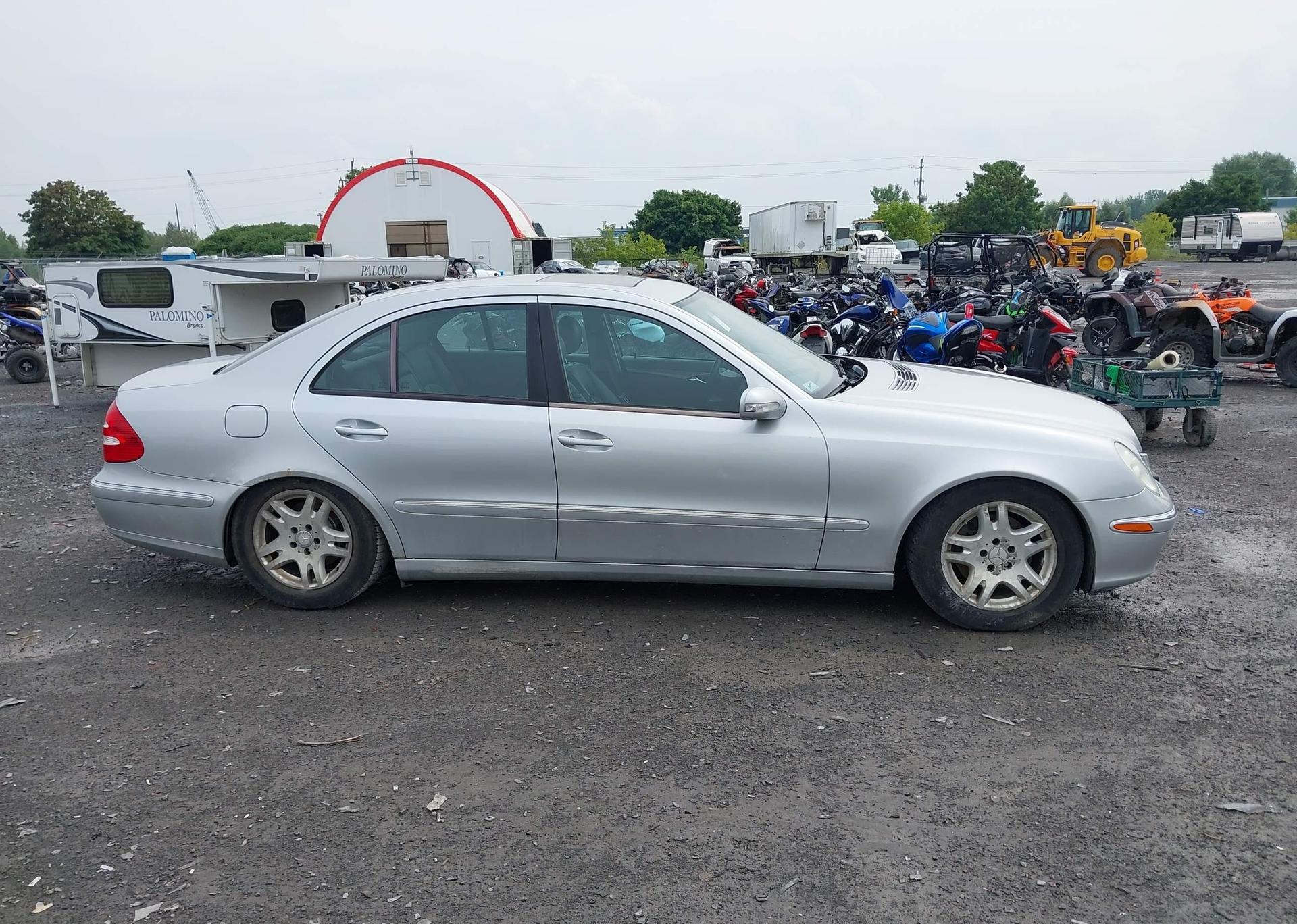 2005 MERCEDES-BENZ E 320 4MATIC
