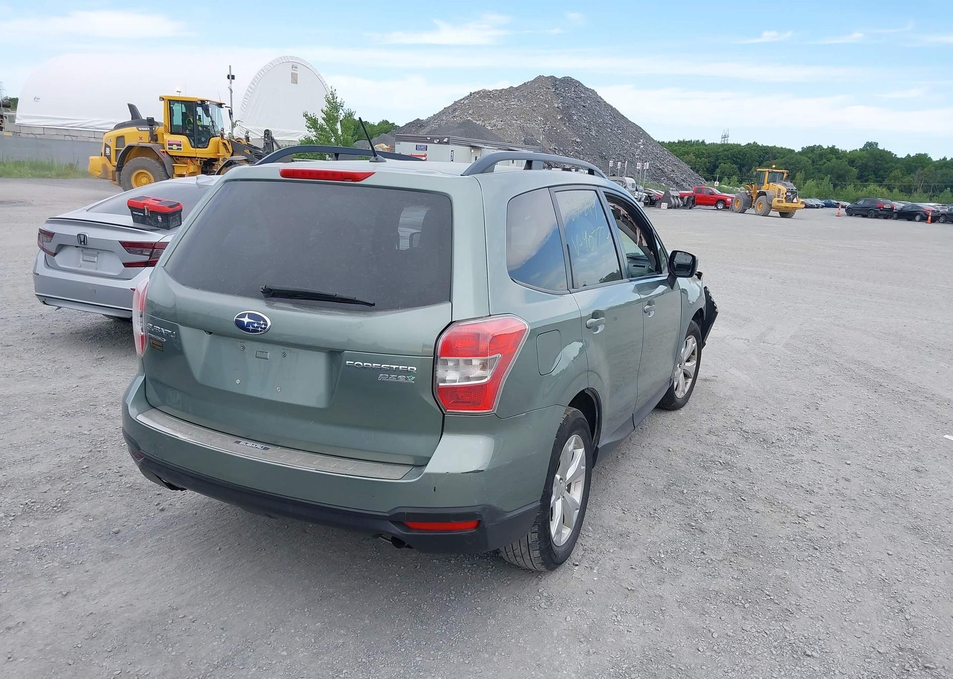 2014 SUBARU FORESTER