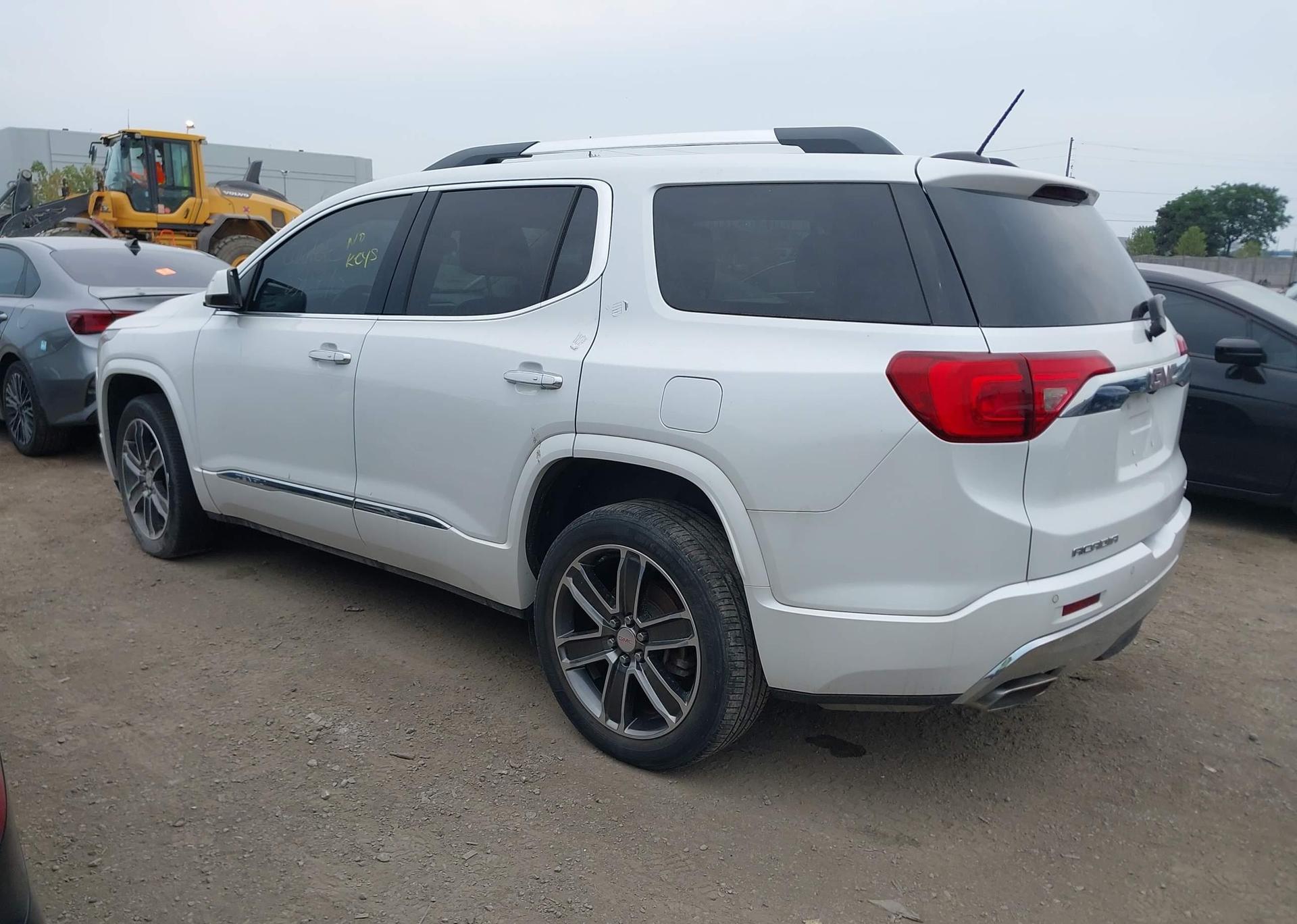 2019 GMC ACADIA DENALI