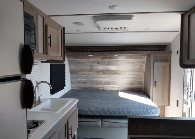 2022 GULF STREAM CONQUEST LITE 199 DD