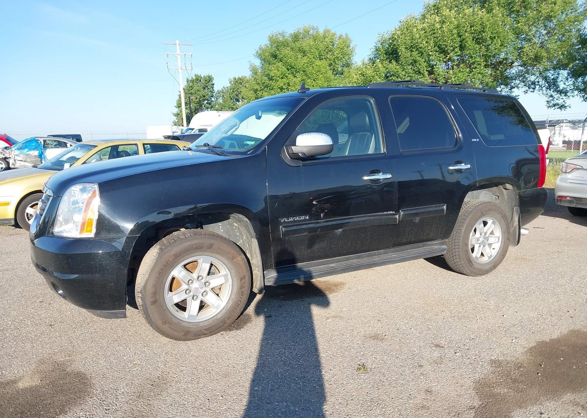 2011 GMC YUKON SLT