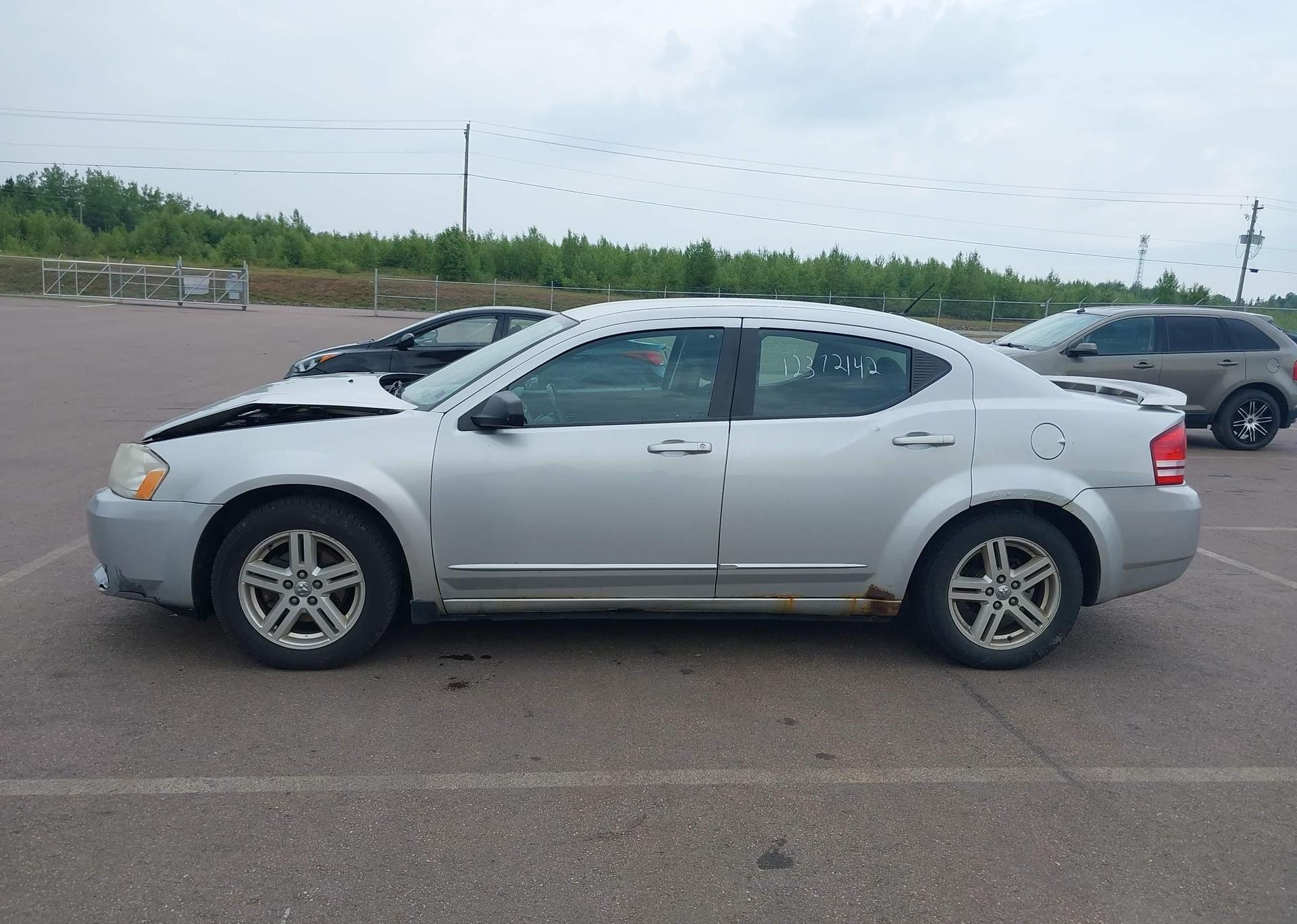 2010 DODGE AVENGER R