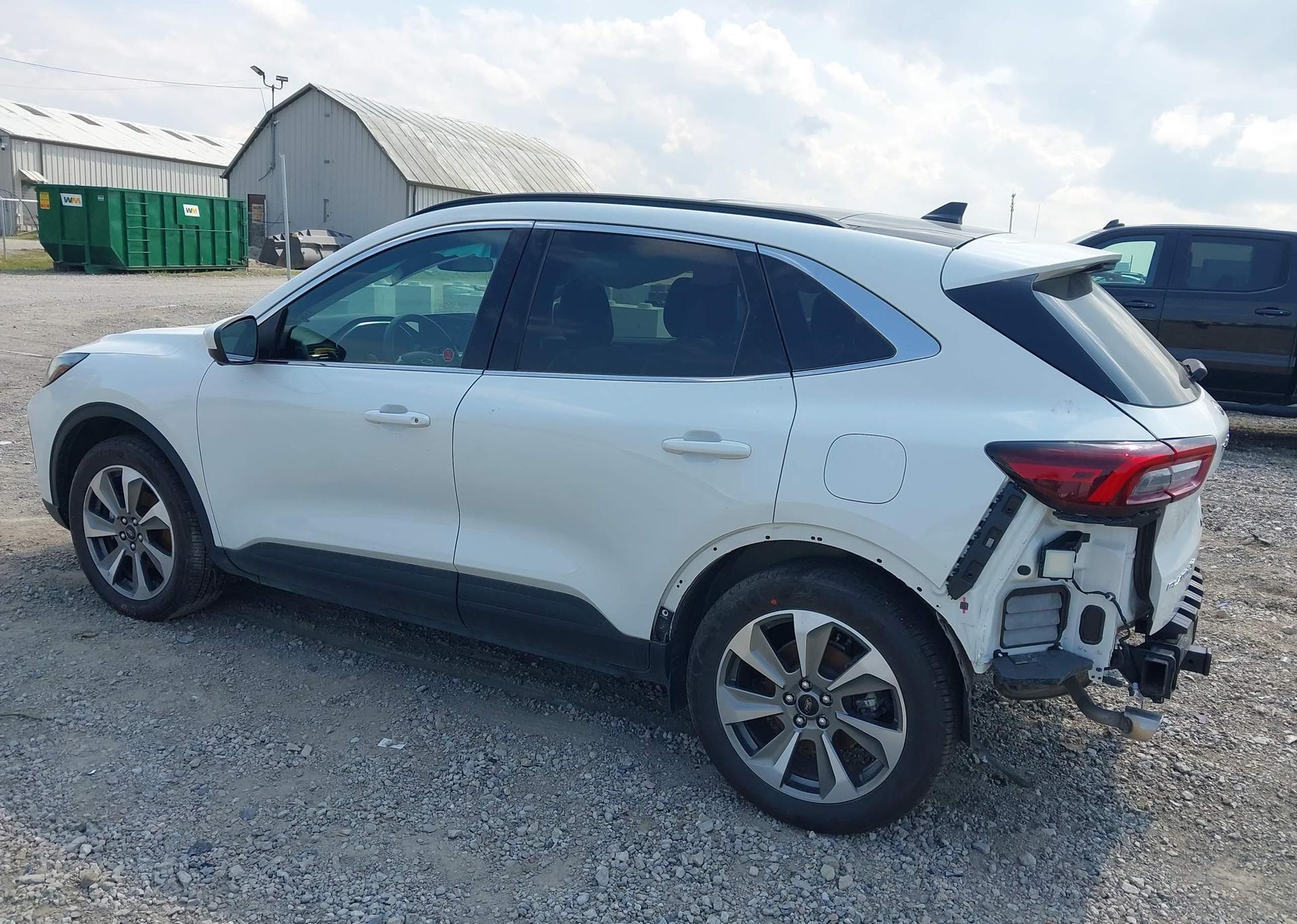 2025 FORD ESCAPE