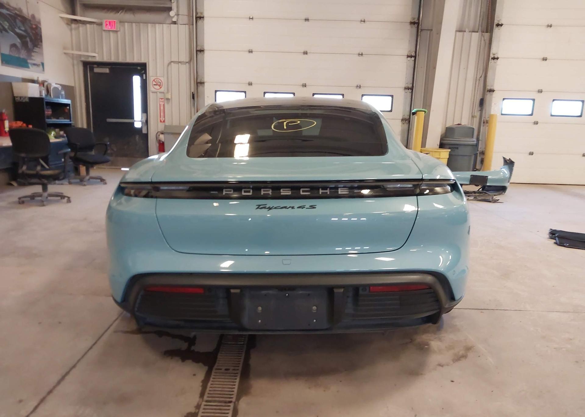 2022 PORSCHE TAYCAN 4S