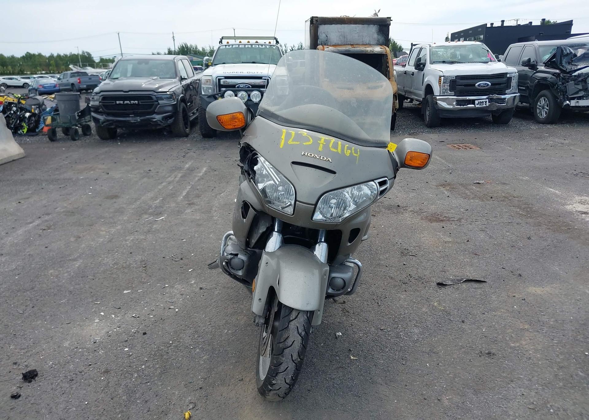 2002 HONDA GL1800 A