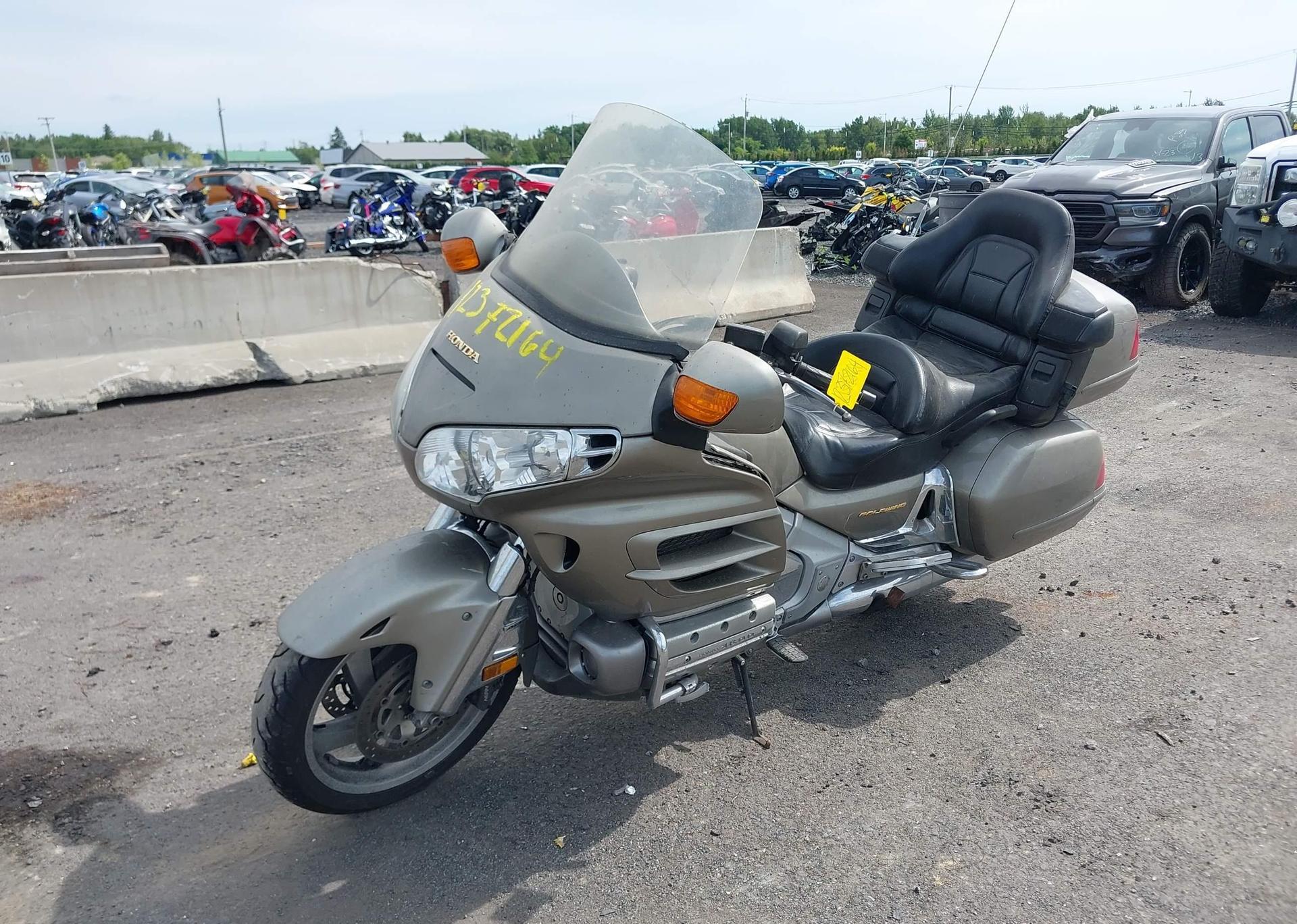 2002 HONDA GL1800 A