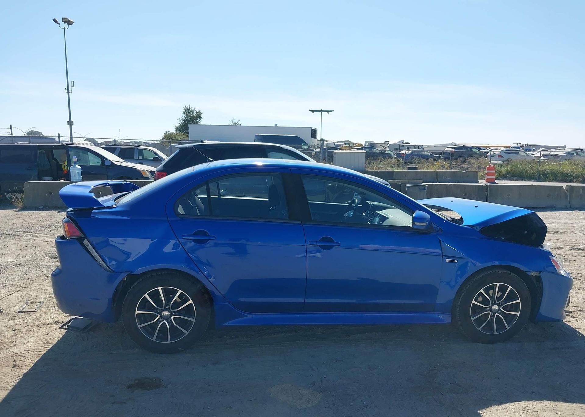 2016 MITSUBISHI LANCER ES