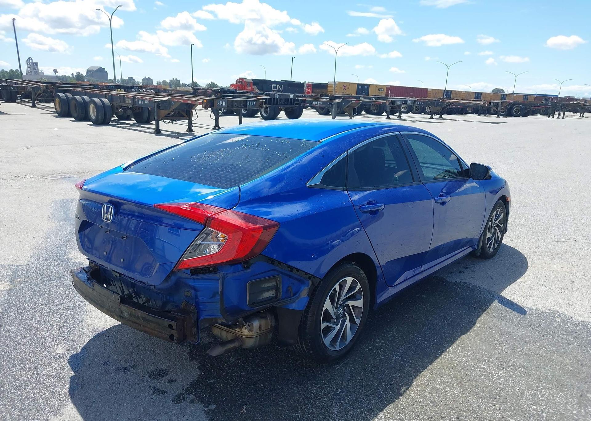 2018 HONDA CIVIC EX