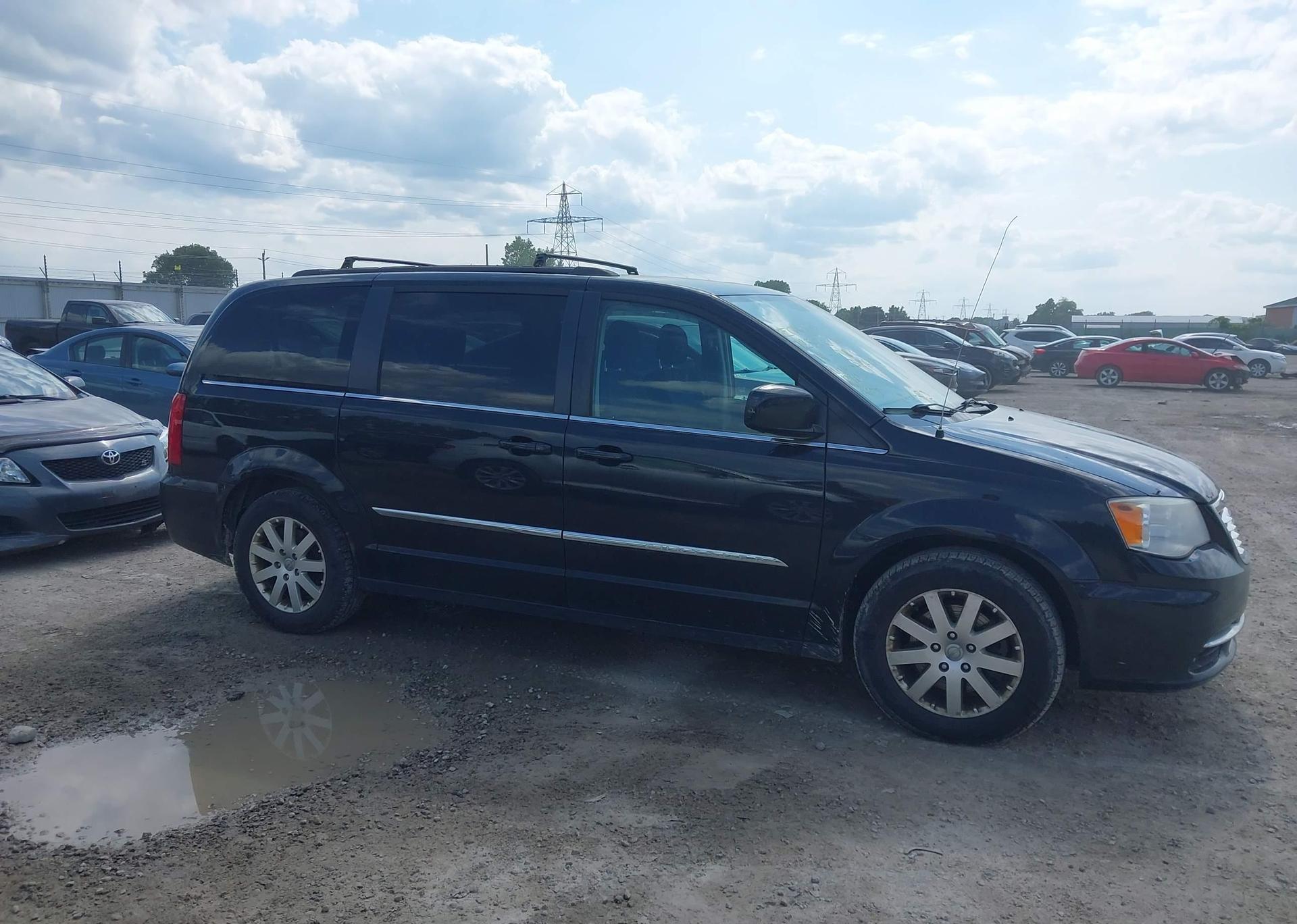 2014 CHRYSLER TOWN & COUNTRY TOURING