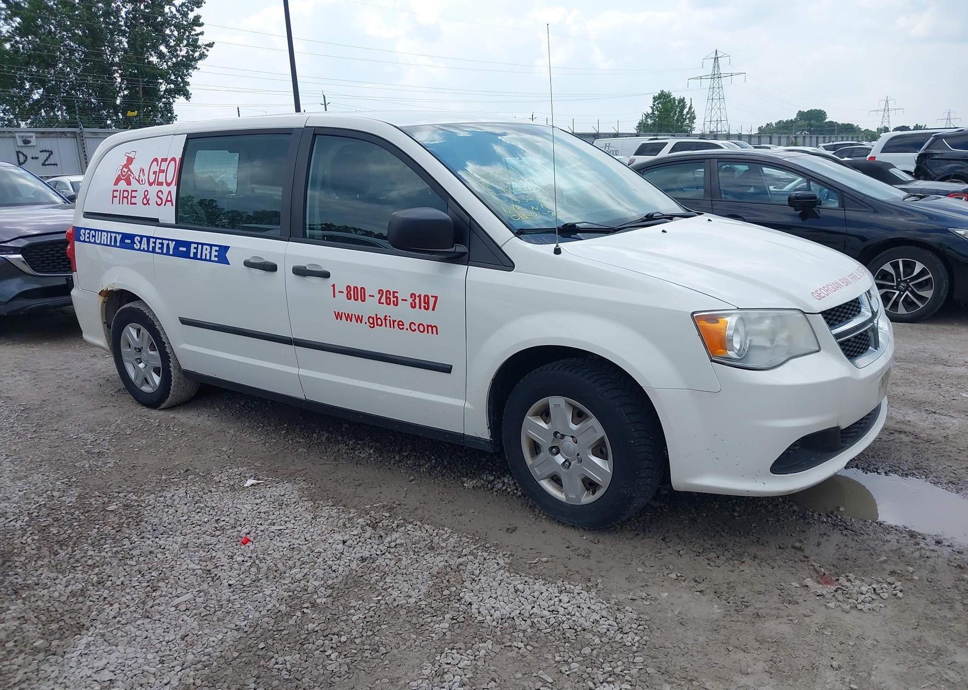 2012 DODGE GRAND CARAVAN SE