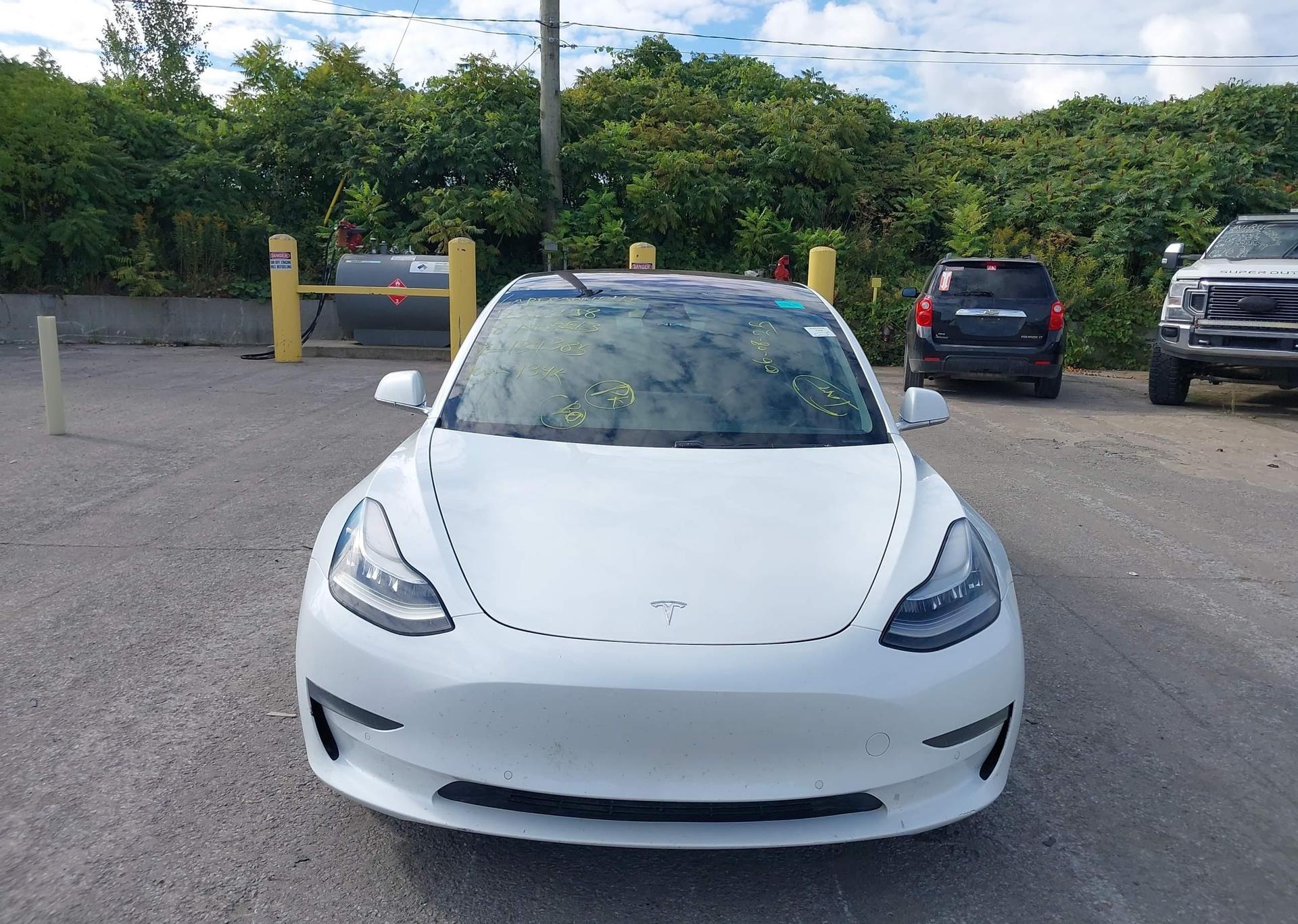 2018 TESLA MODEL 3