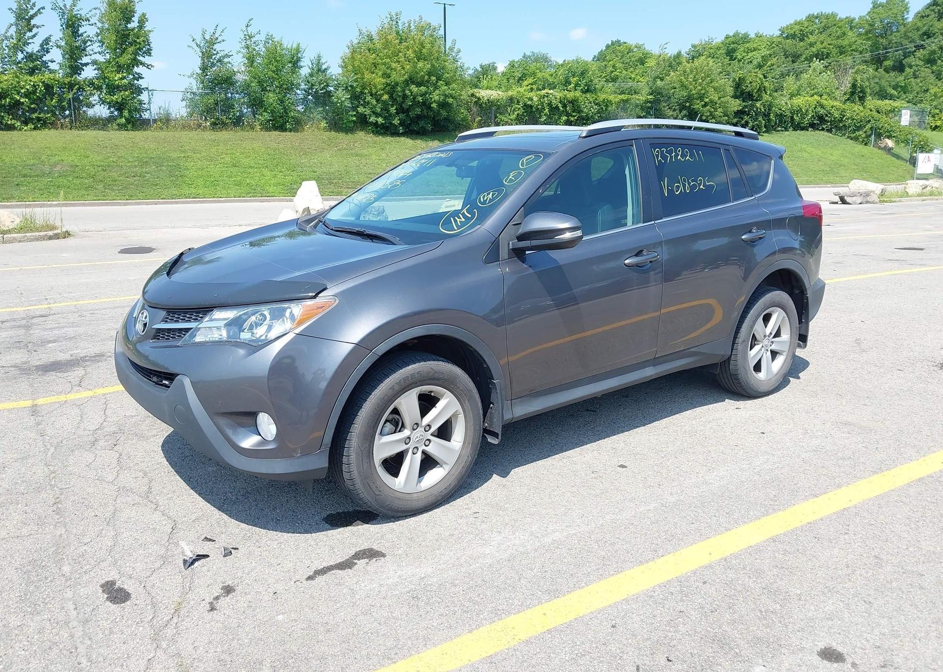 2013 TOYOTA RAV4 XLE