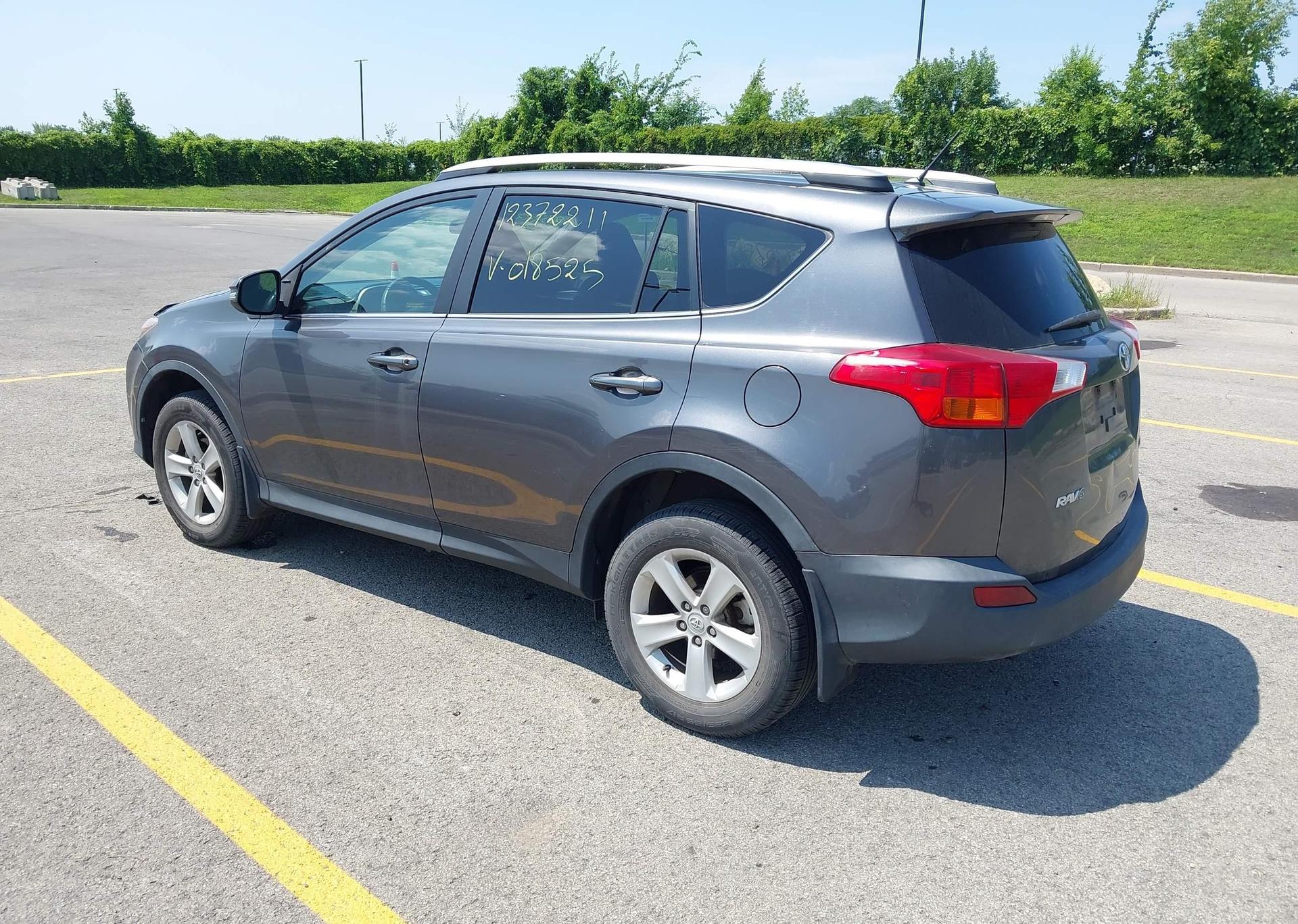 2013 TOYOTA RAV4 XLE