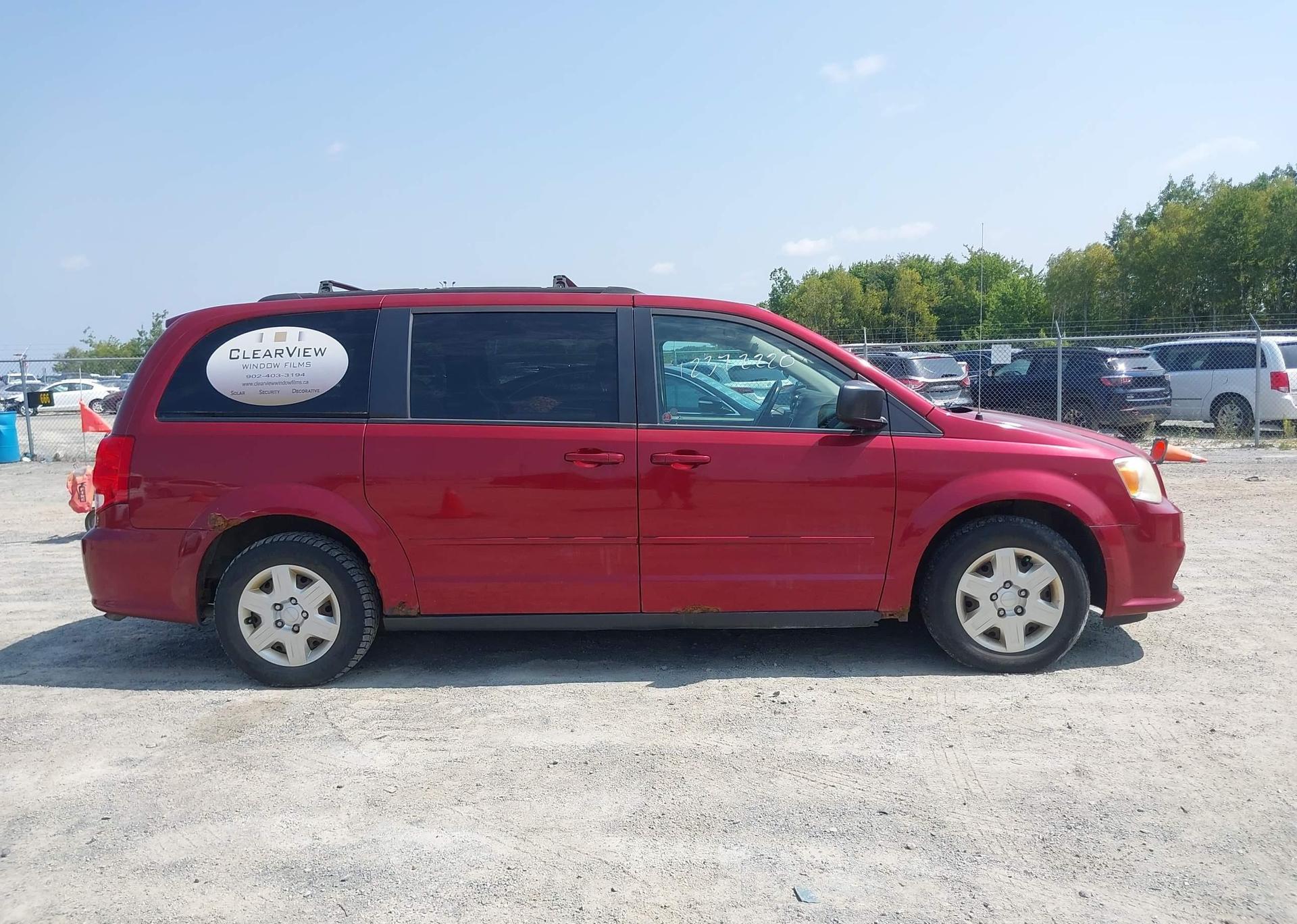2011 DODGE GRAND CARAVAN EXPRESS