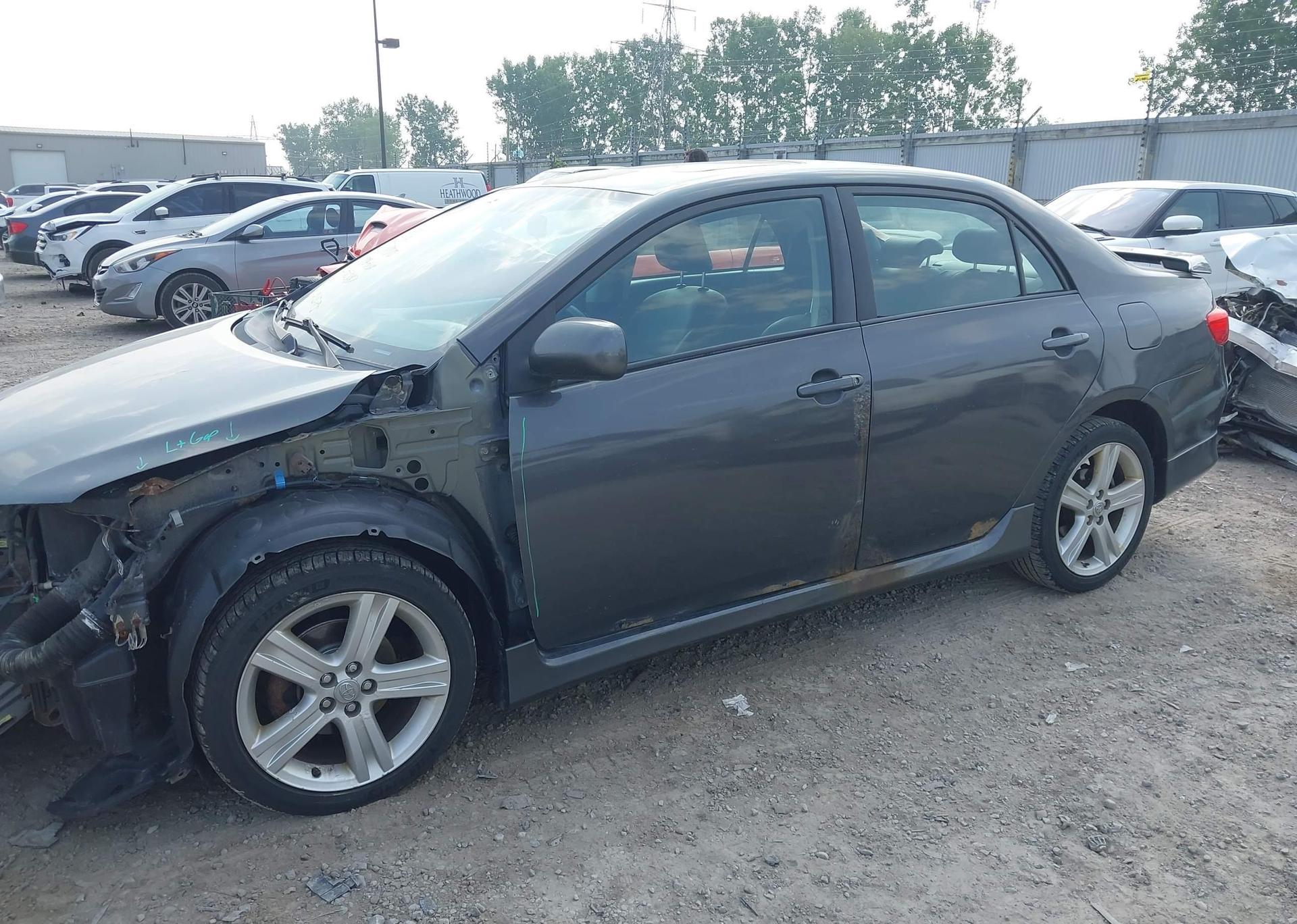 2010 TOYOTA COROLLA XRS