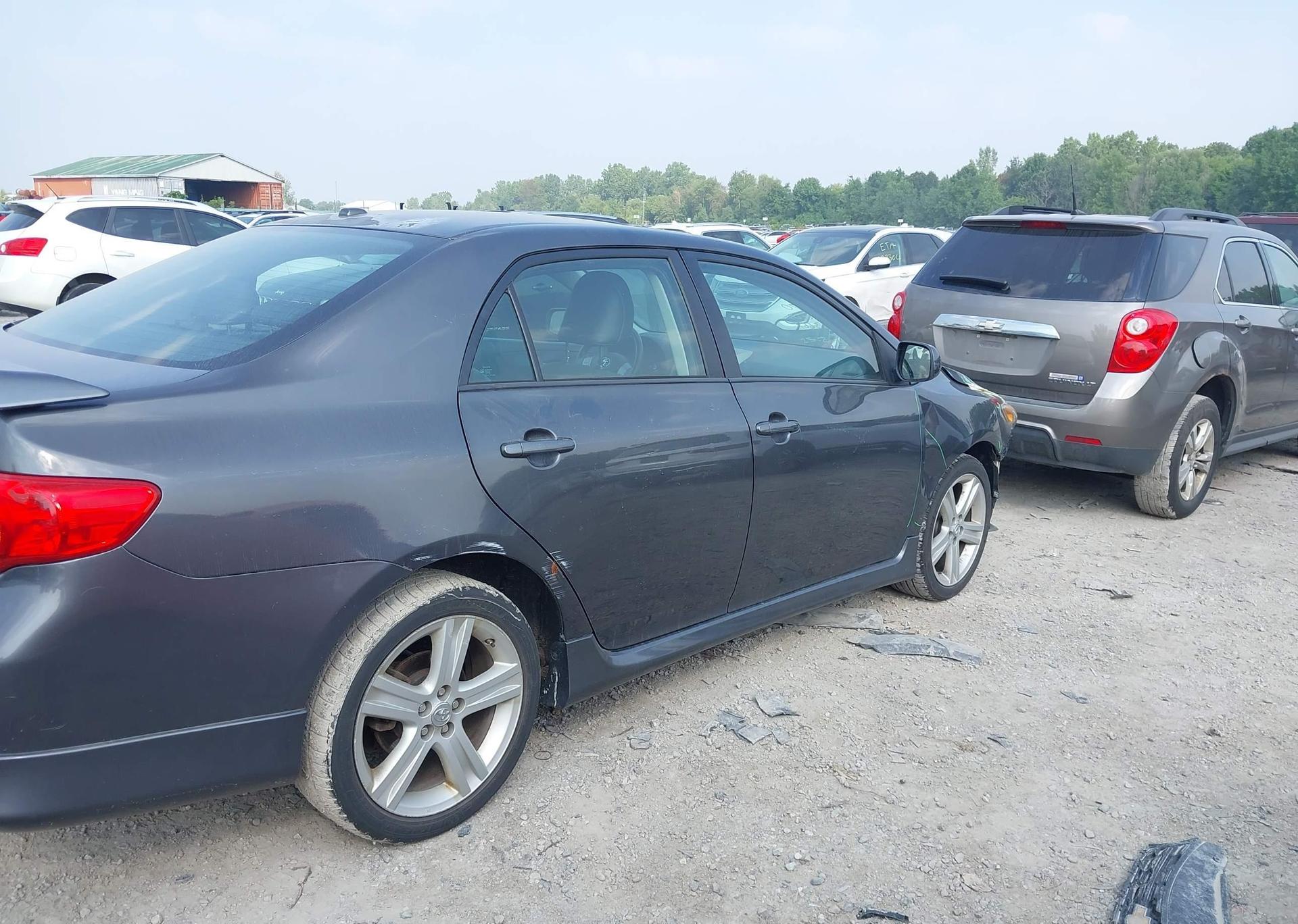 2010 TOYOTA COROLLA XRS