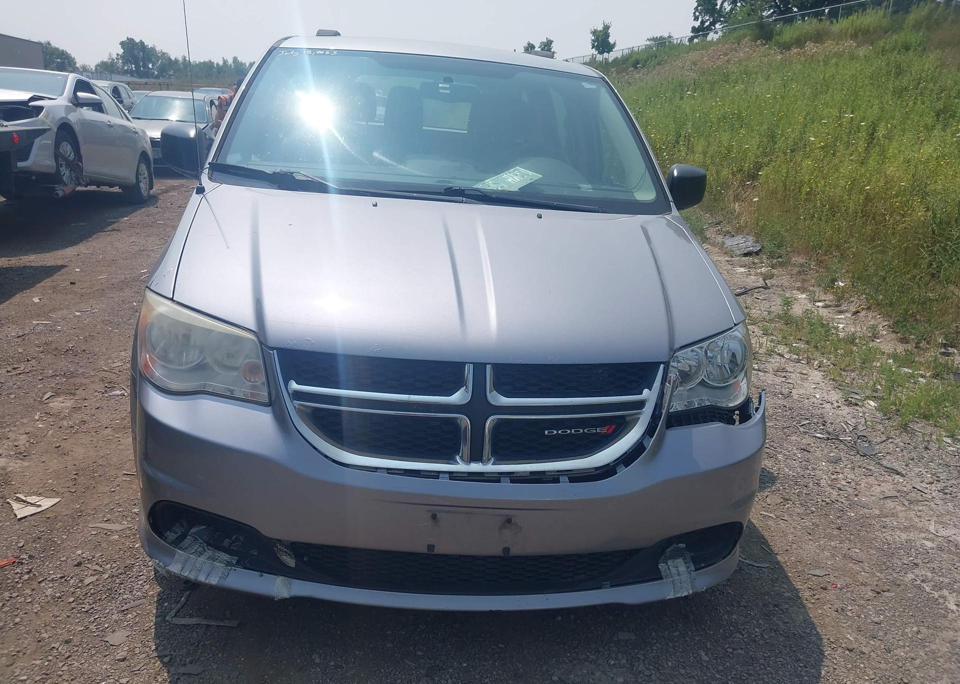 2013 DODGE GRAND CARAVAN SE