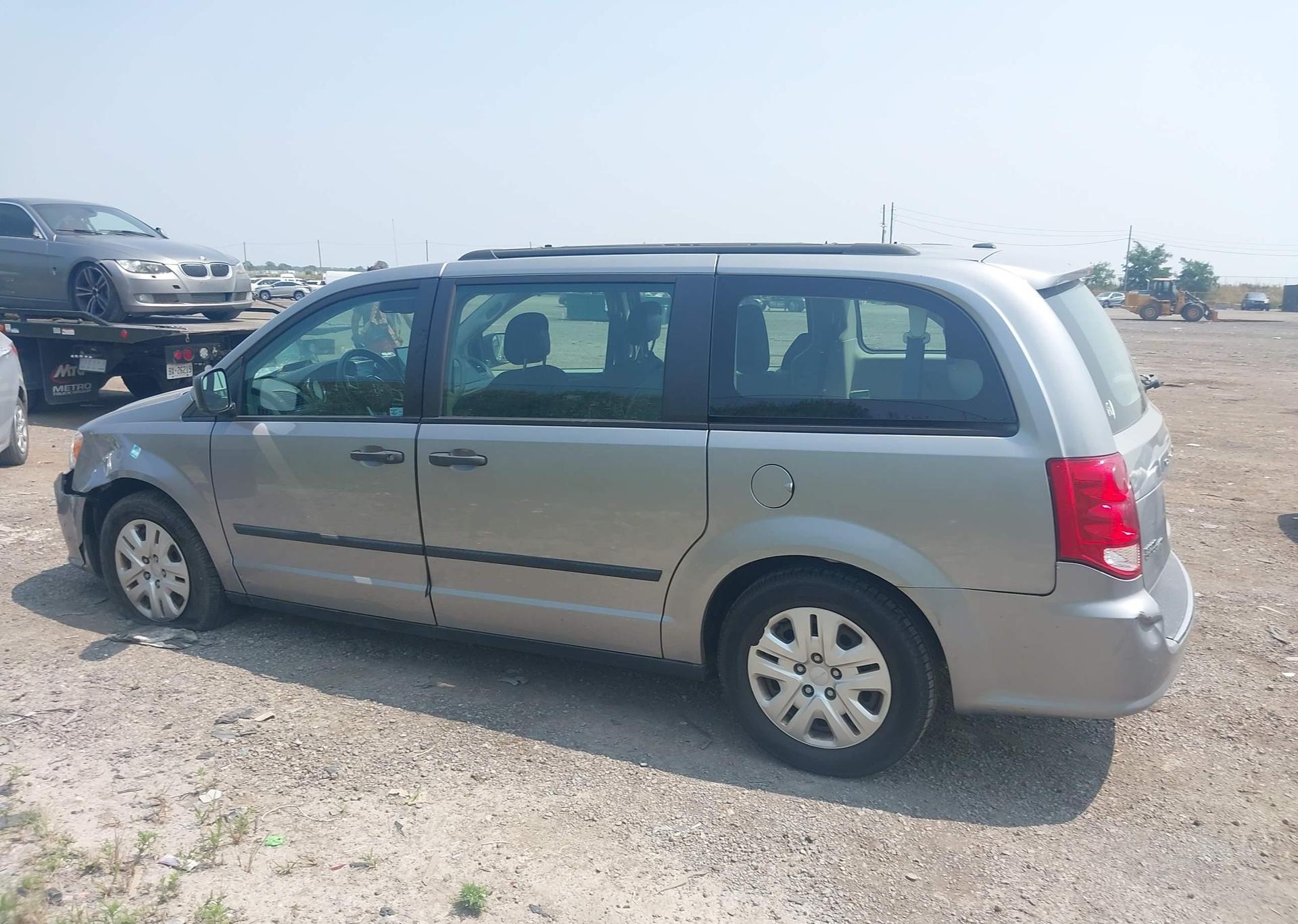 2013 DODGE GRAND CARAVAN SE