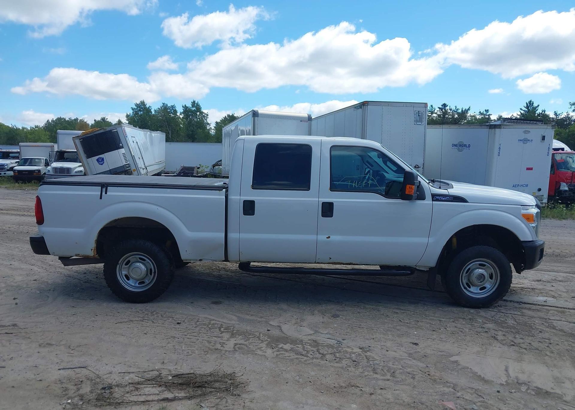 2015 FORD F-250 XL