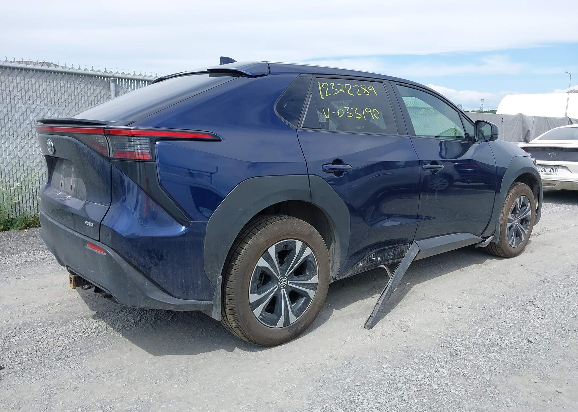2023 TOYOTA BZ4X XLE