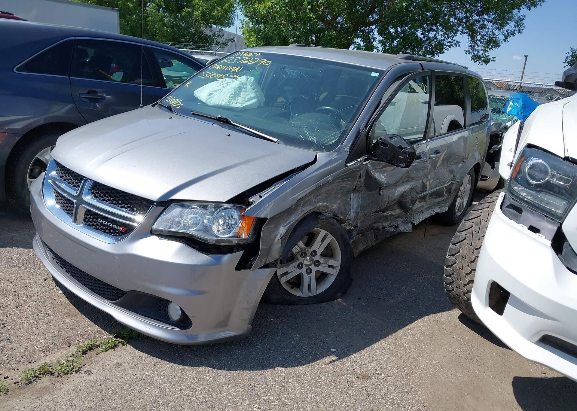 2015 DODGE GRAND CARAVAN CREW