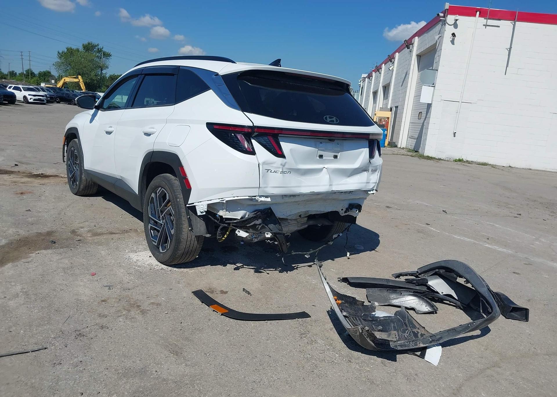 2025 HYUNDAI TUCSON ULTIMATE HYBRID AWD