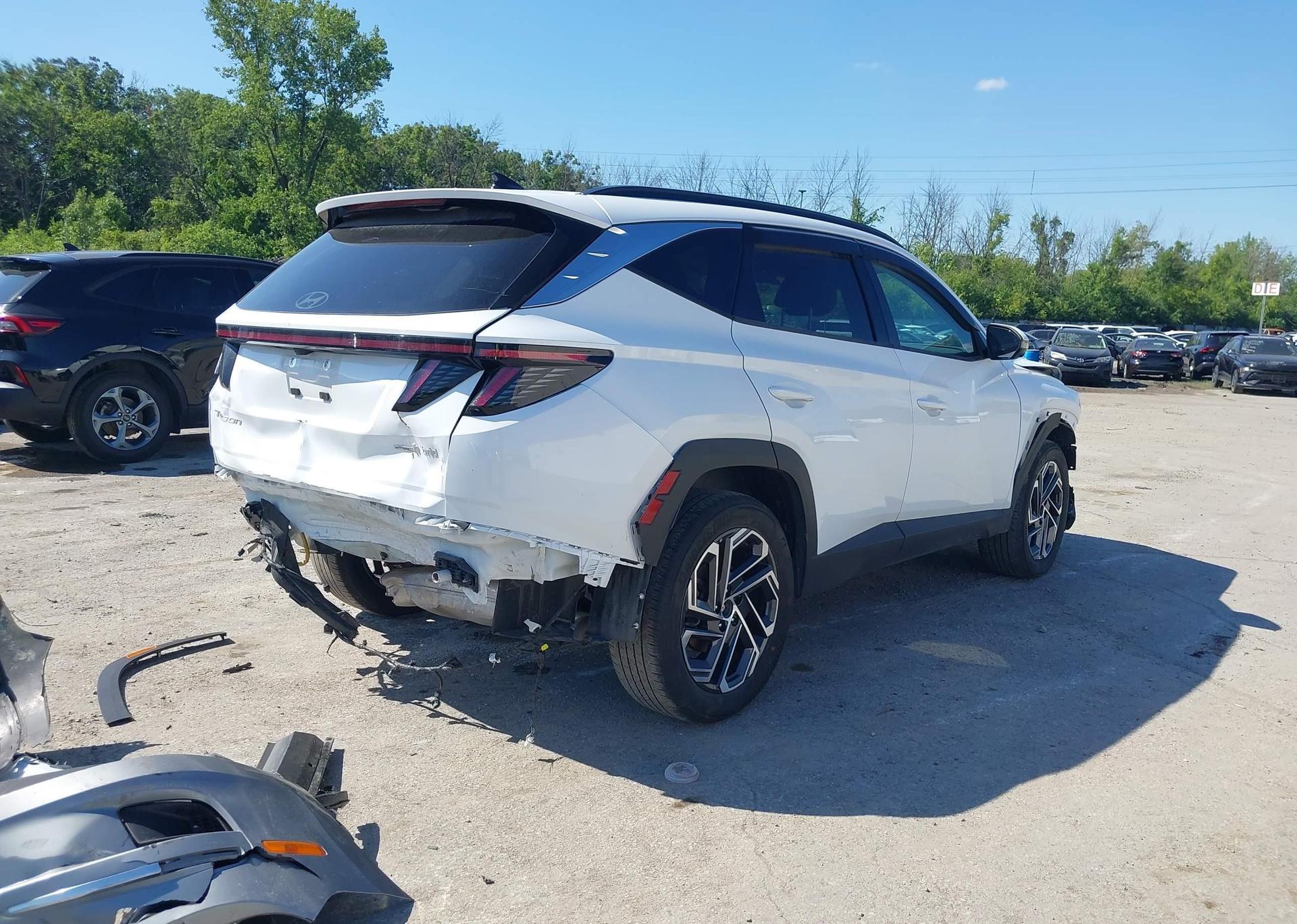 2025 HYUNDAI TUCSON ULTIMATE HYBRID AWD