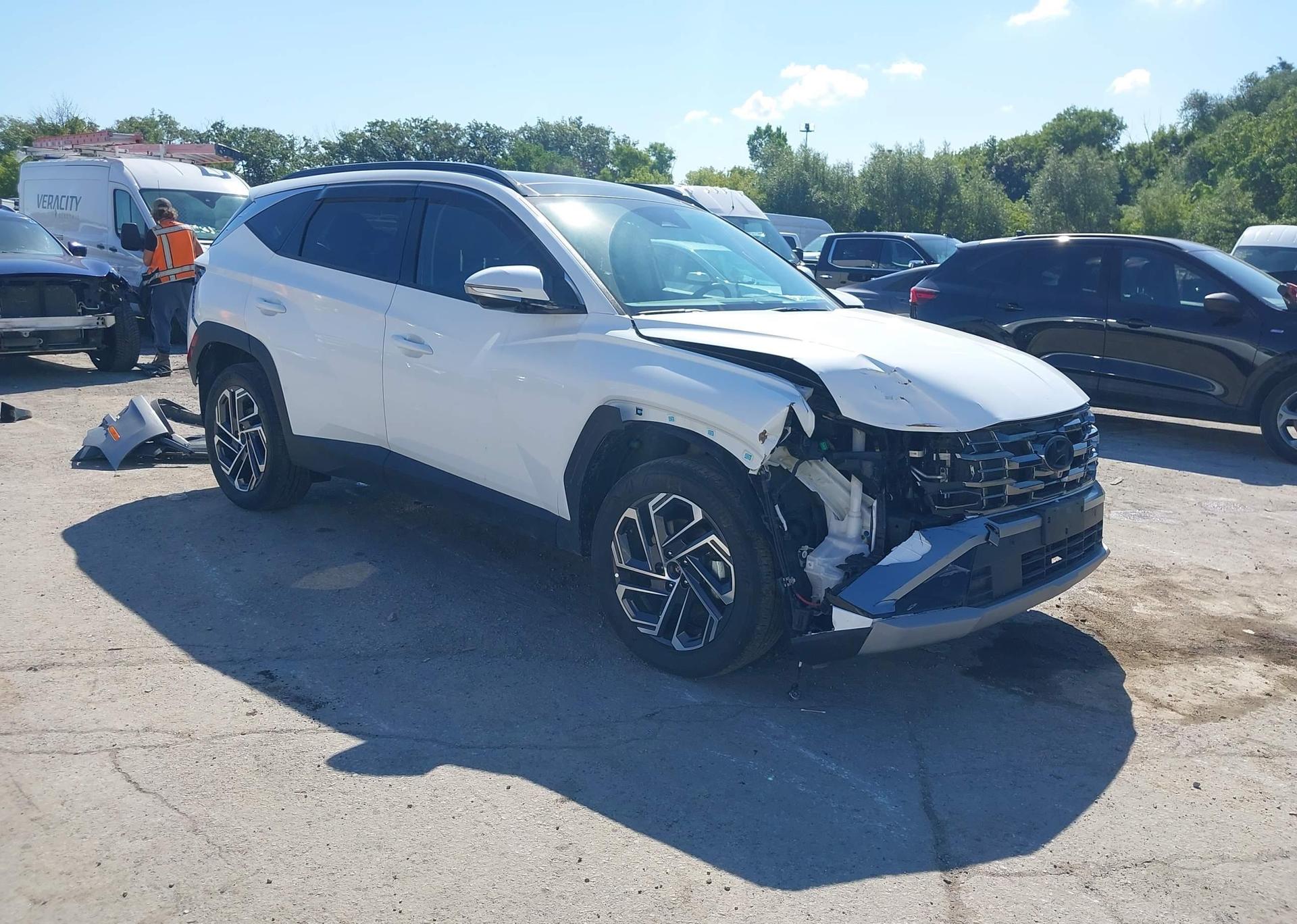 2025 HYUNDAI TUCSON ULTIMATE HYBRID AWD