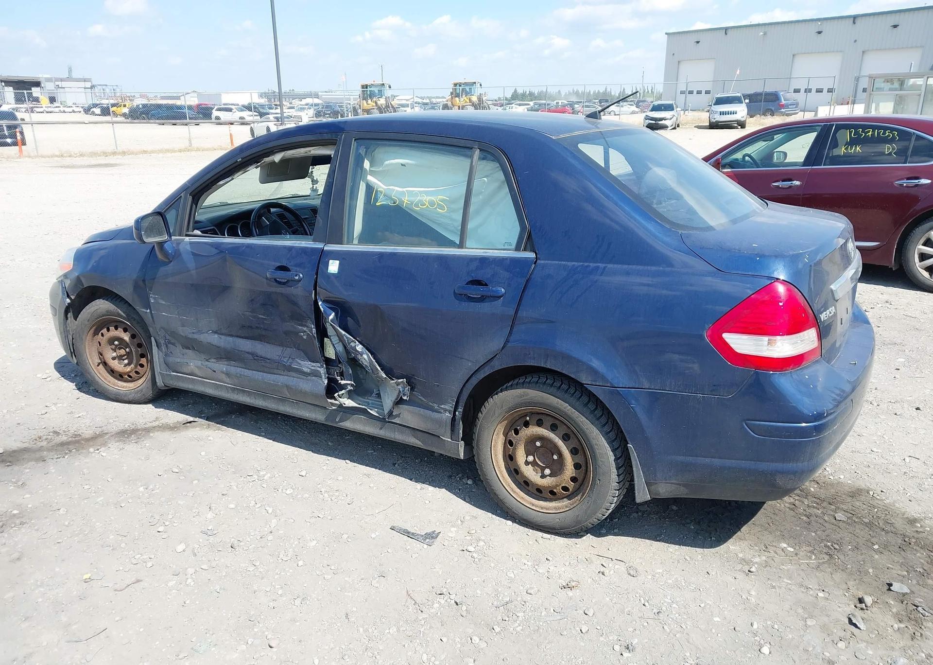 2007 NISSAN VERSA S