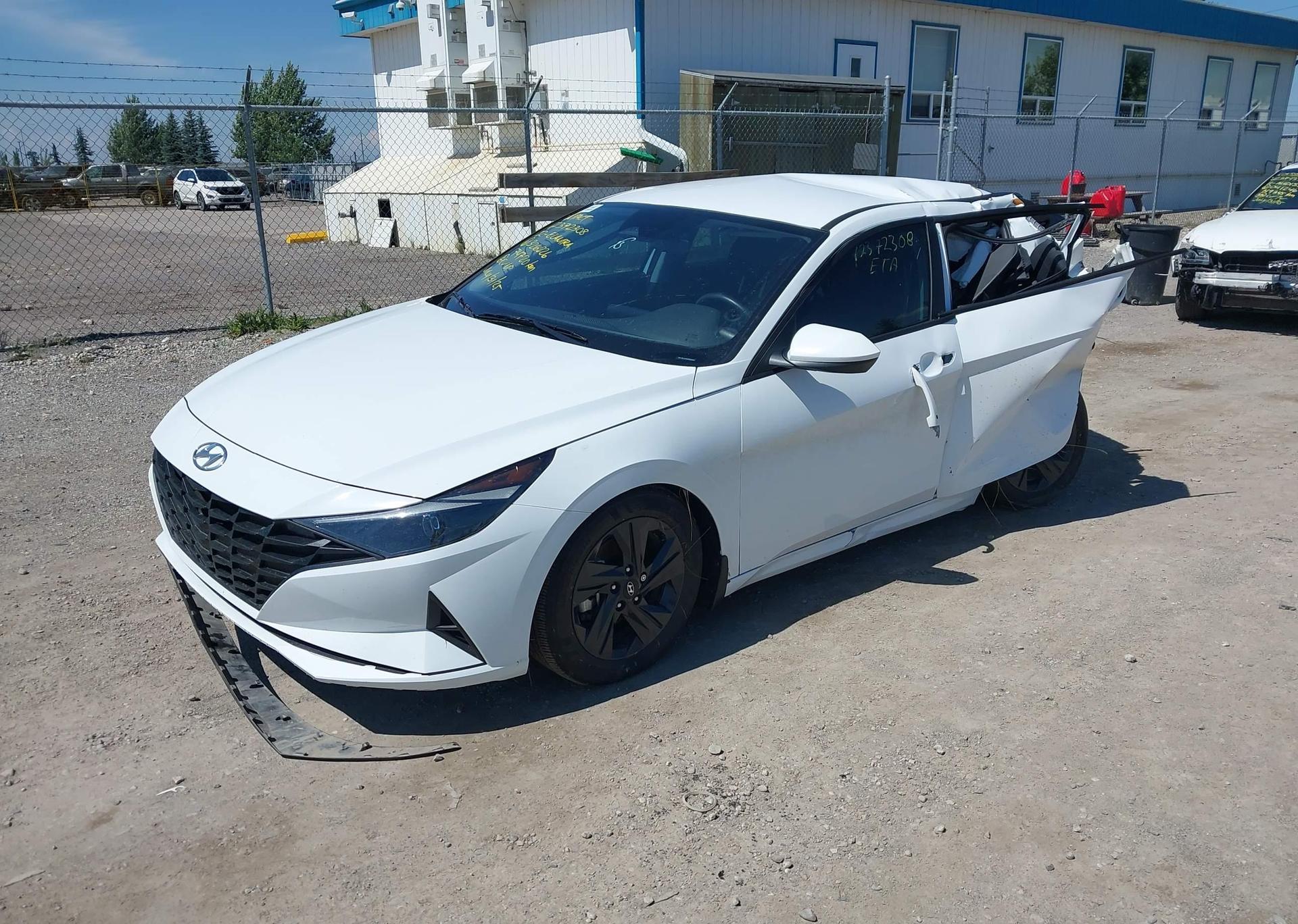 2022 HYUNDAI ELANTRA SEL