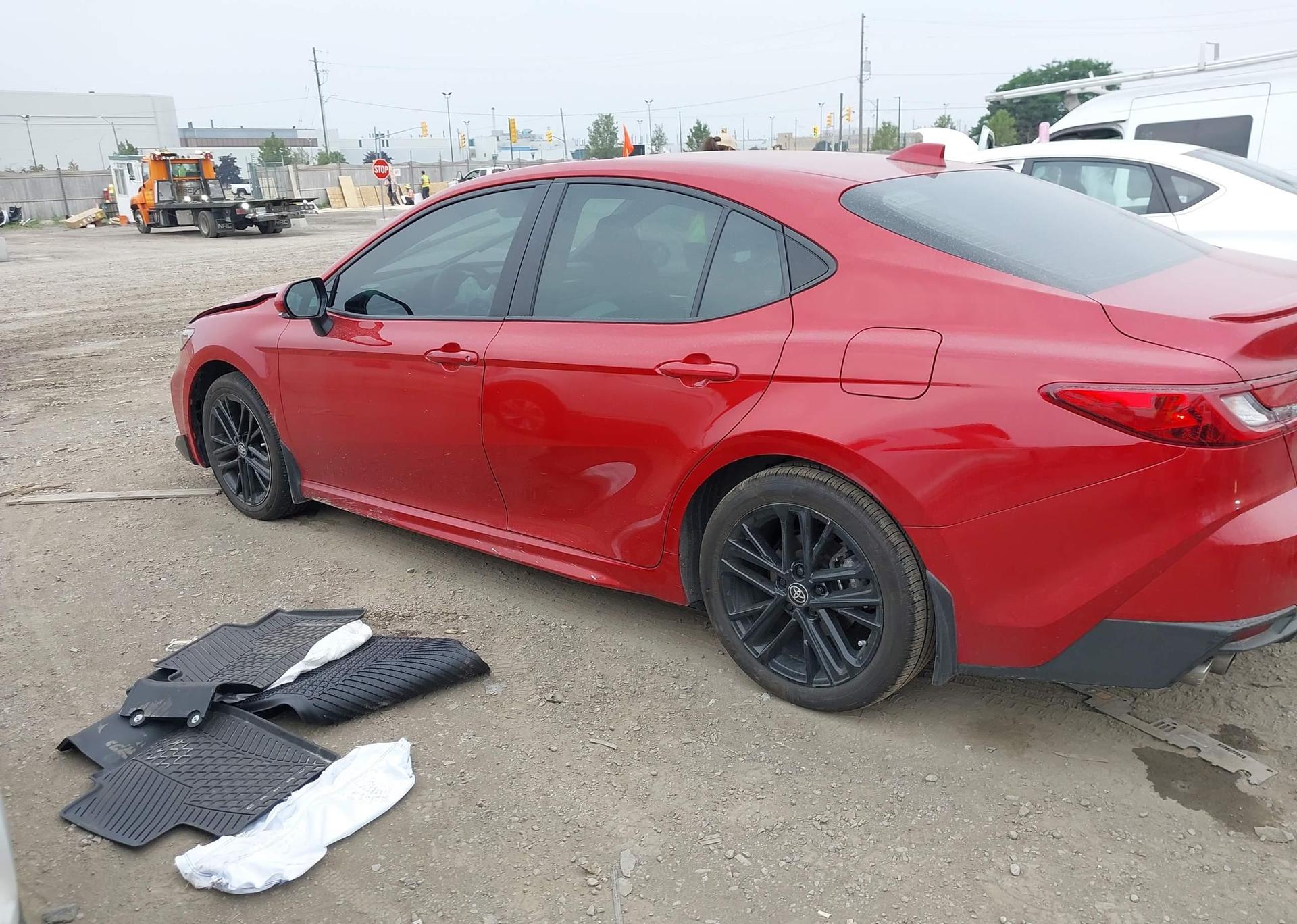 2025 TOYOTA CAMRY