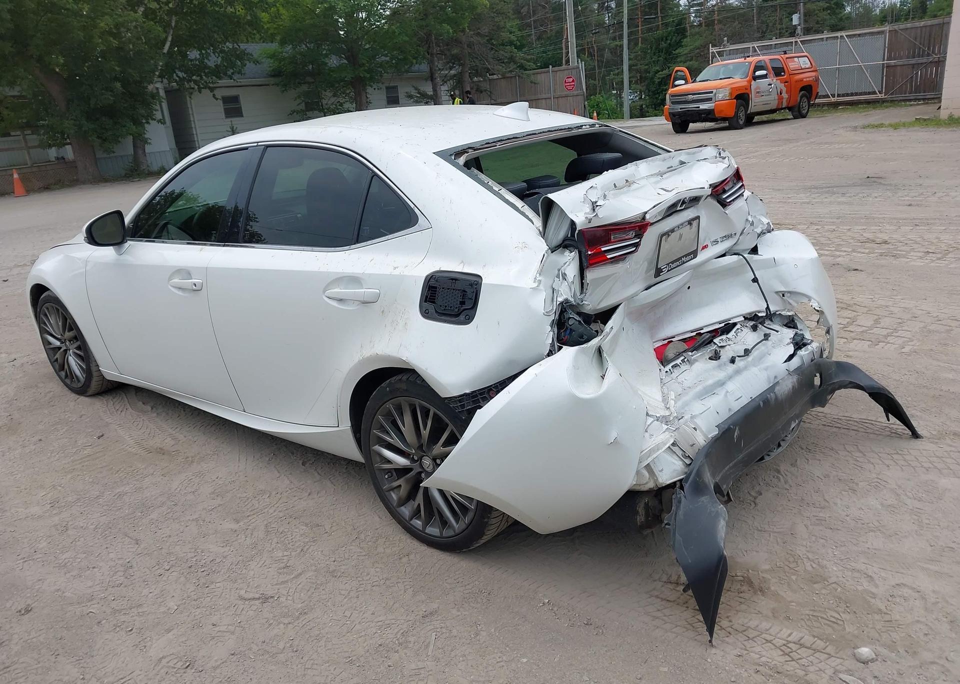 2015 LEXUS IS 250