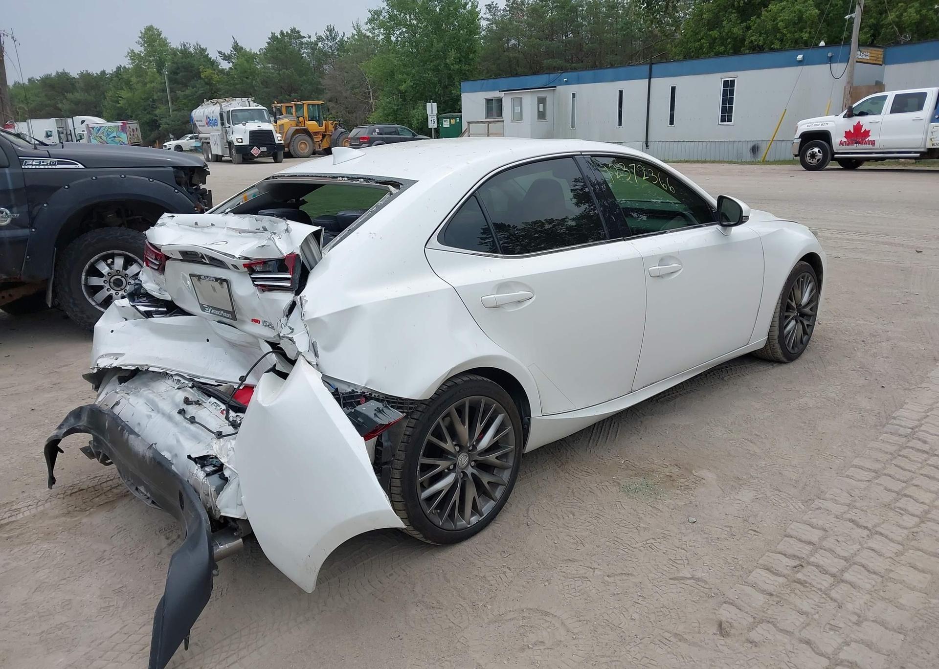 2015 LEXUS IS 250