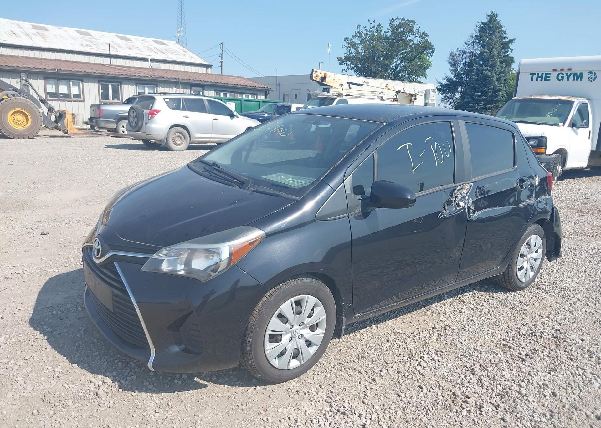 2016 TOYOTA YARIS LE