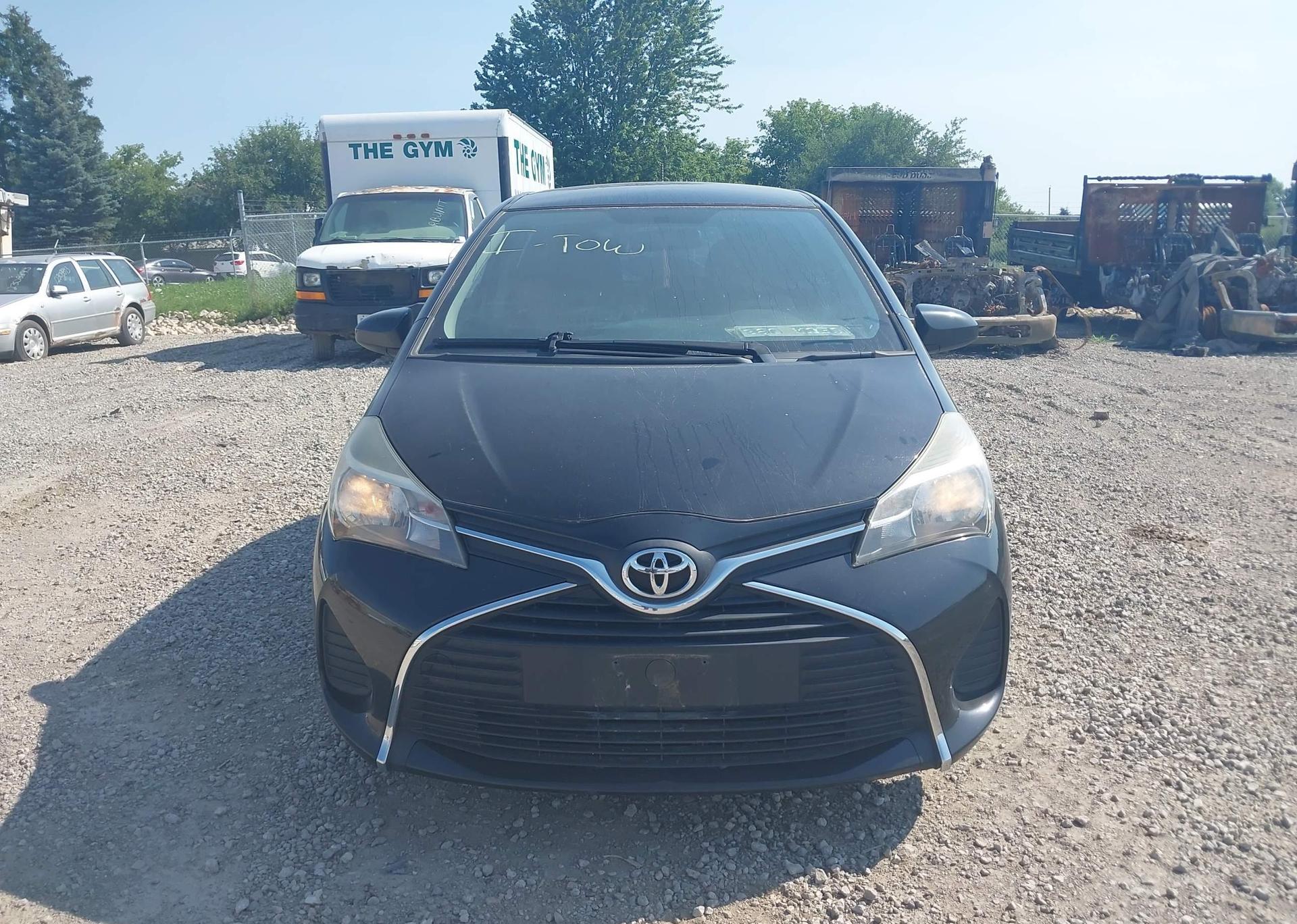 2016 TOYOTA YARIS LE