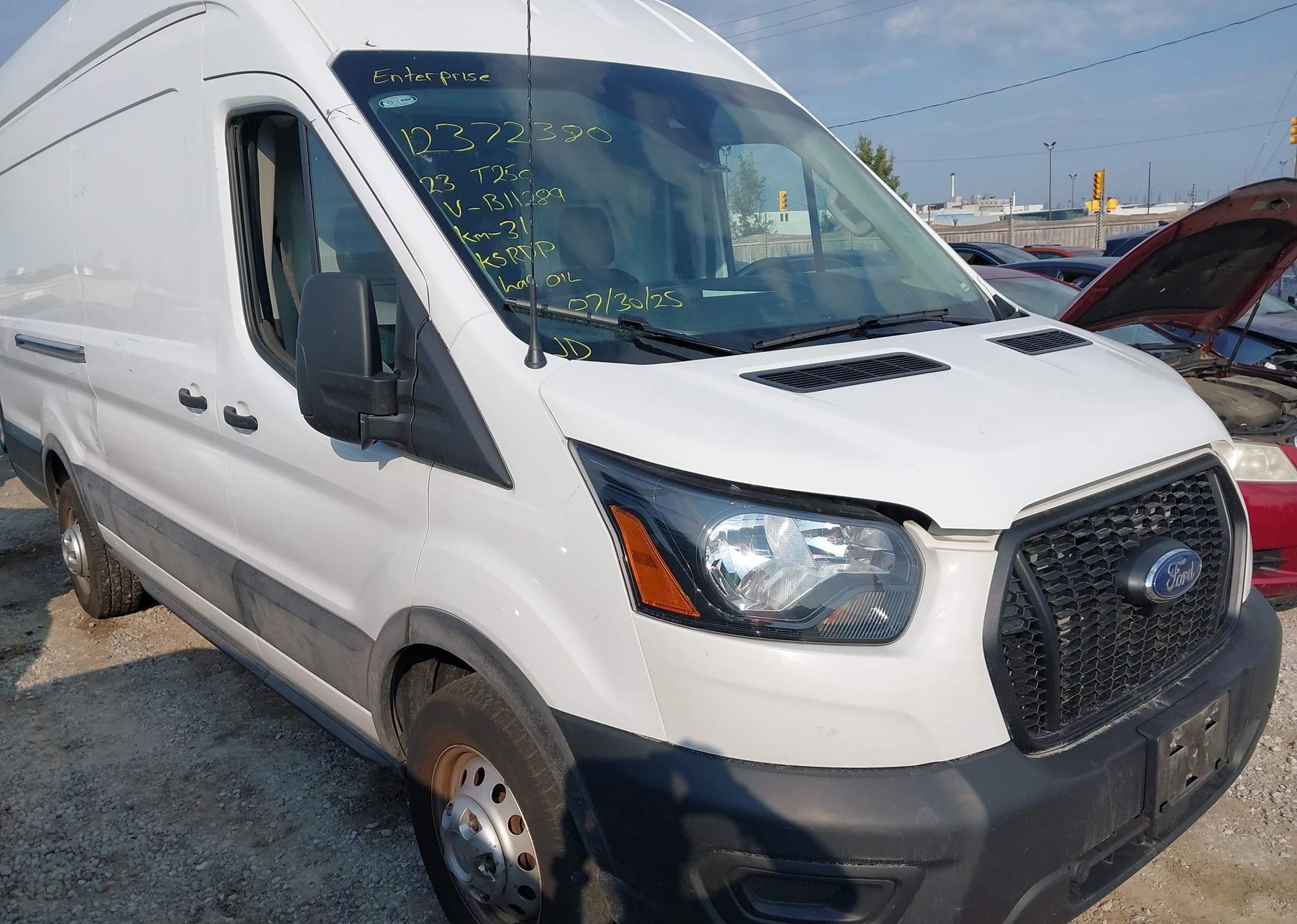 2023 FORD transit t-250