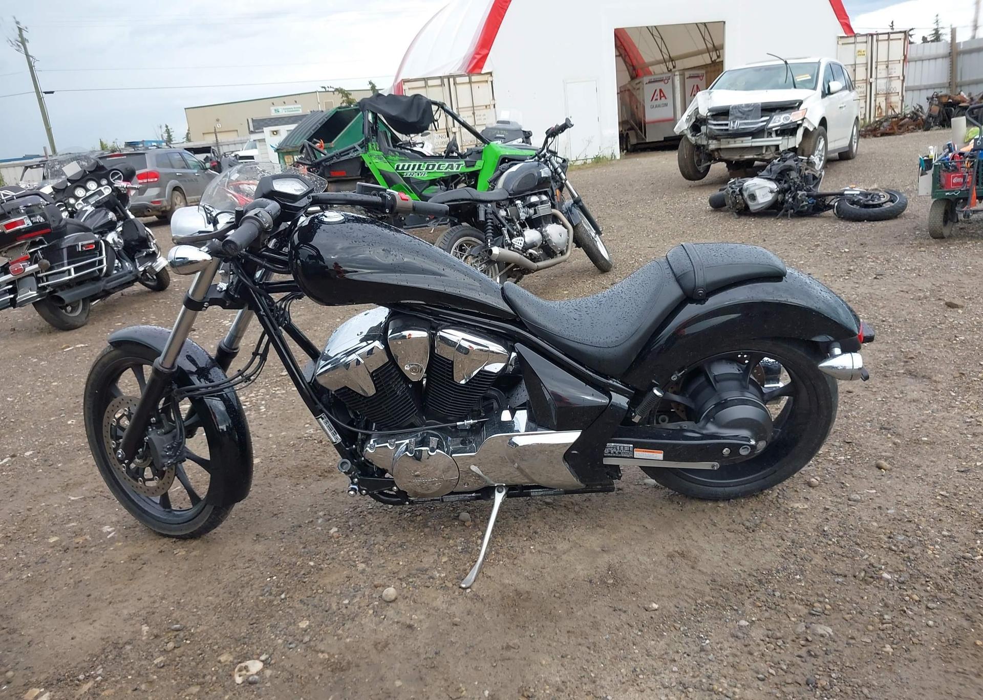 2013 HONDA VT1300 CXA