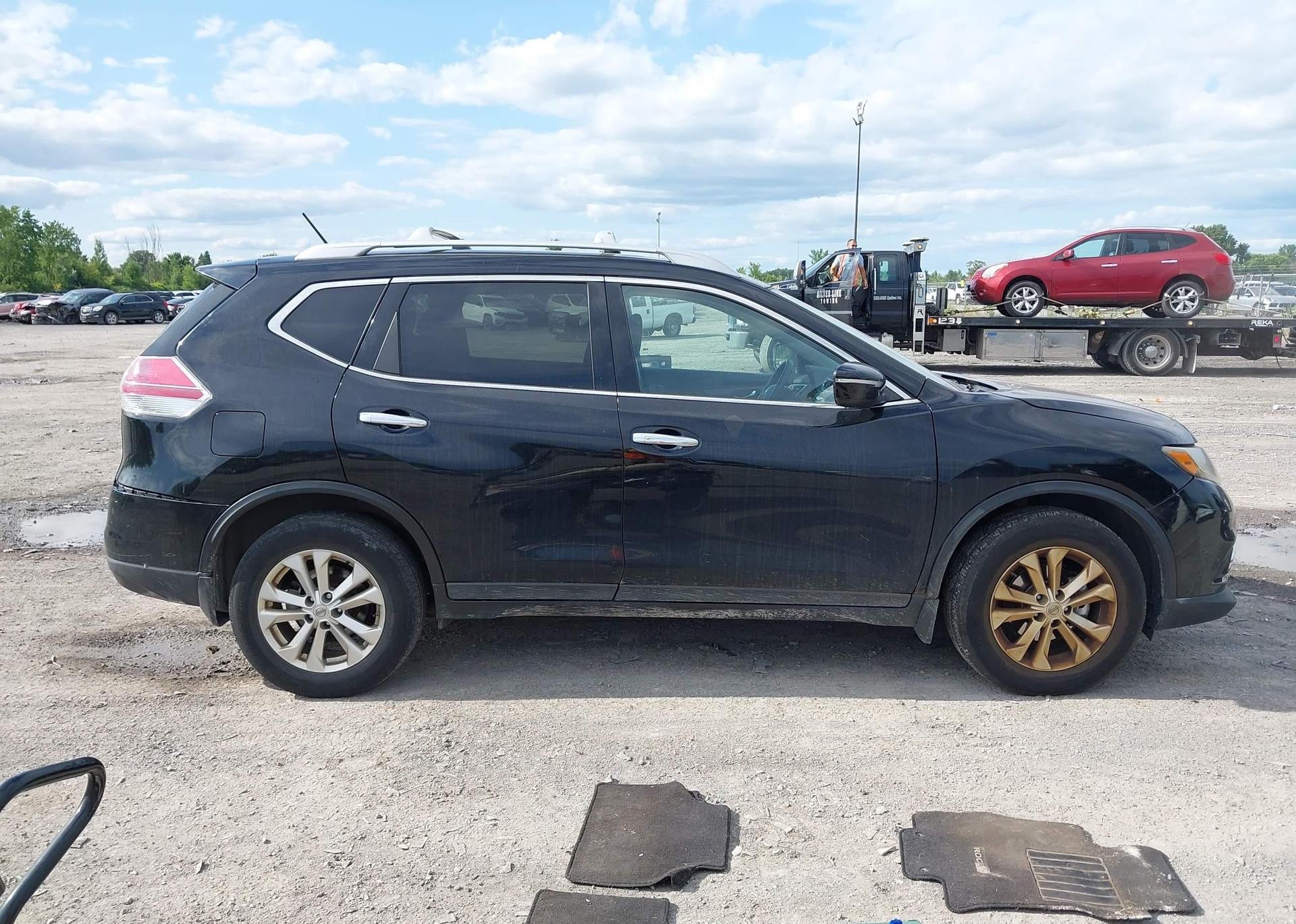 2014 NISSAN ROGUE S