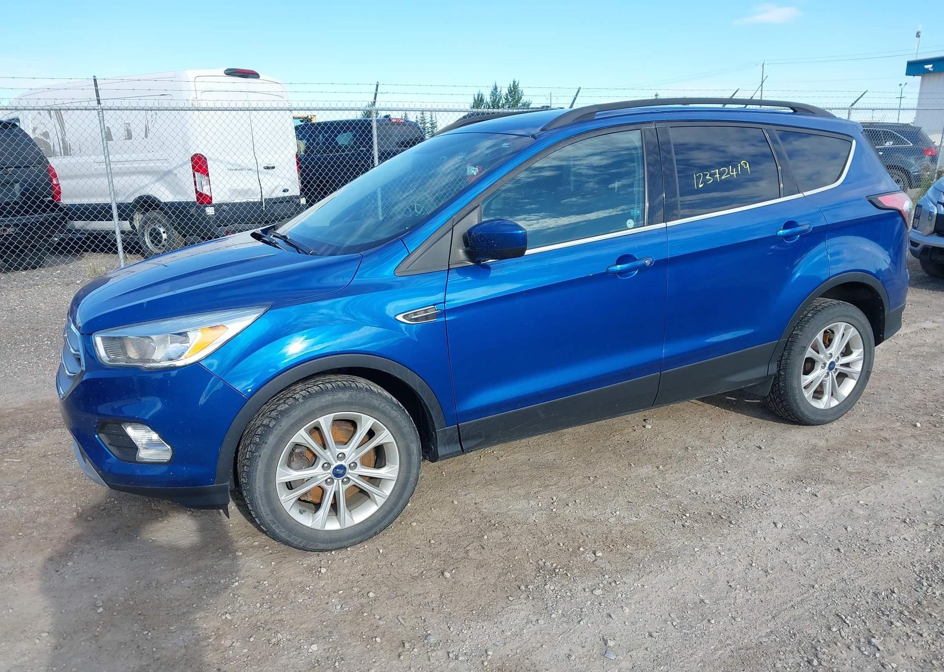 2017 FORD ESCAPE SE
