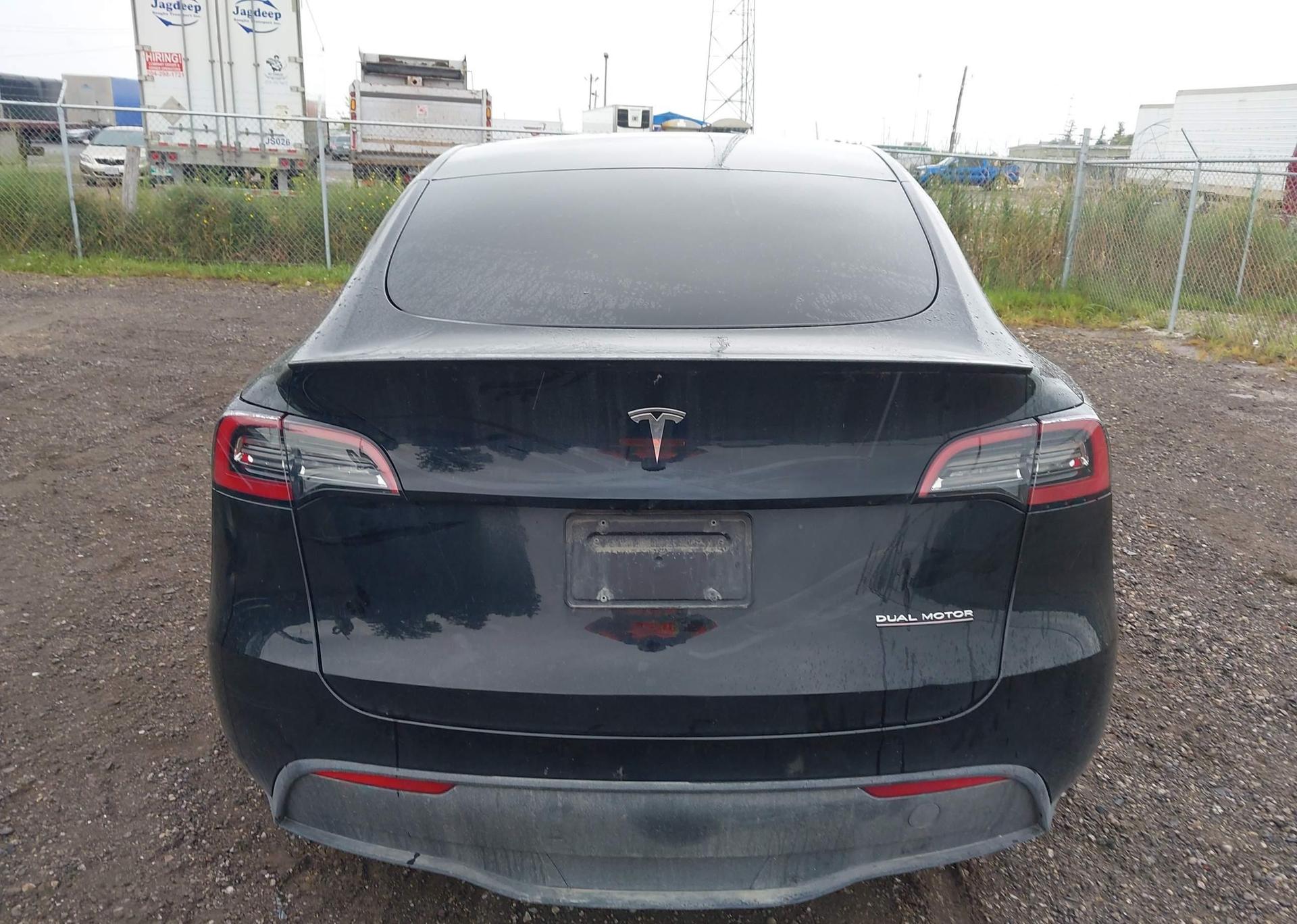 2023 TESLA MODEL Y PERFORMANCE