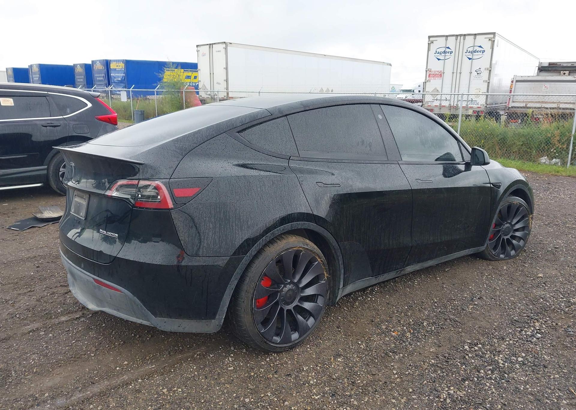 2023 TESLA MODEL Y PERFORMANCE