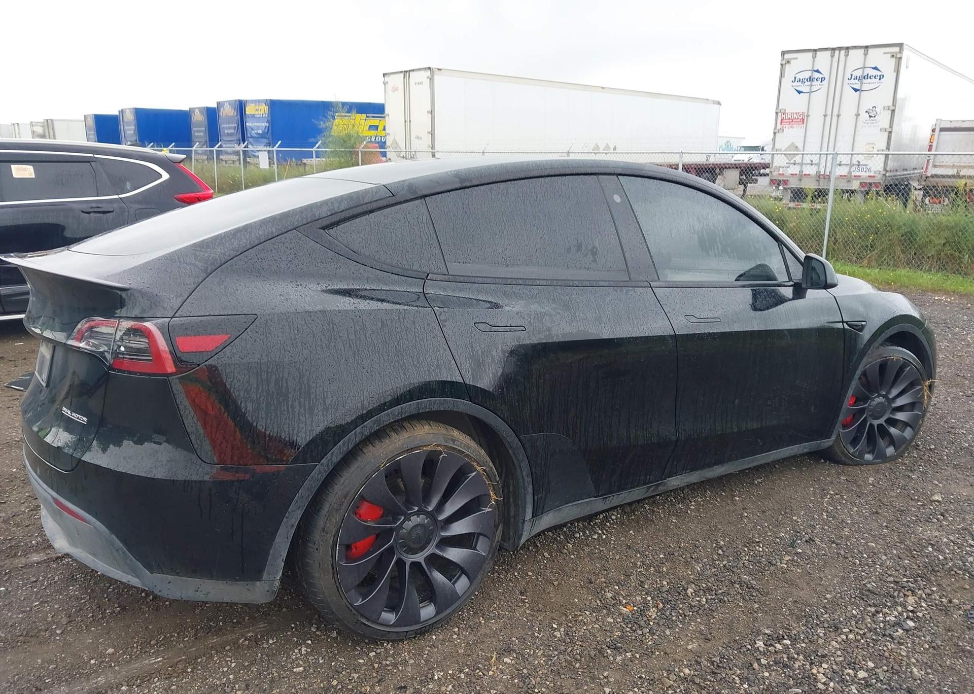 2023 TESLA MODEL Y PERFORMANCE