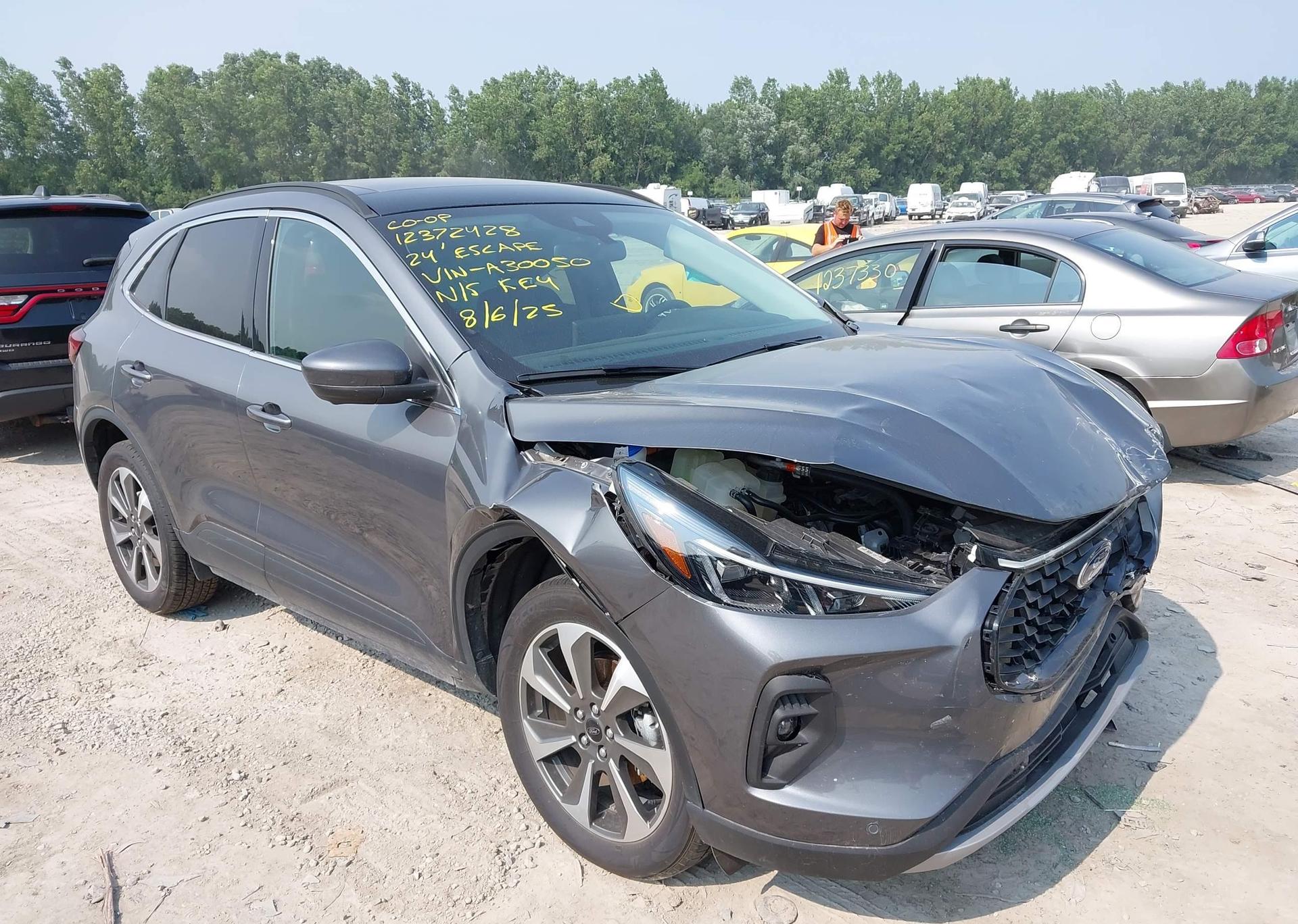 2024 FORD ESCAPE PLATINUM